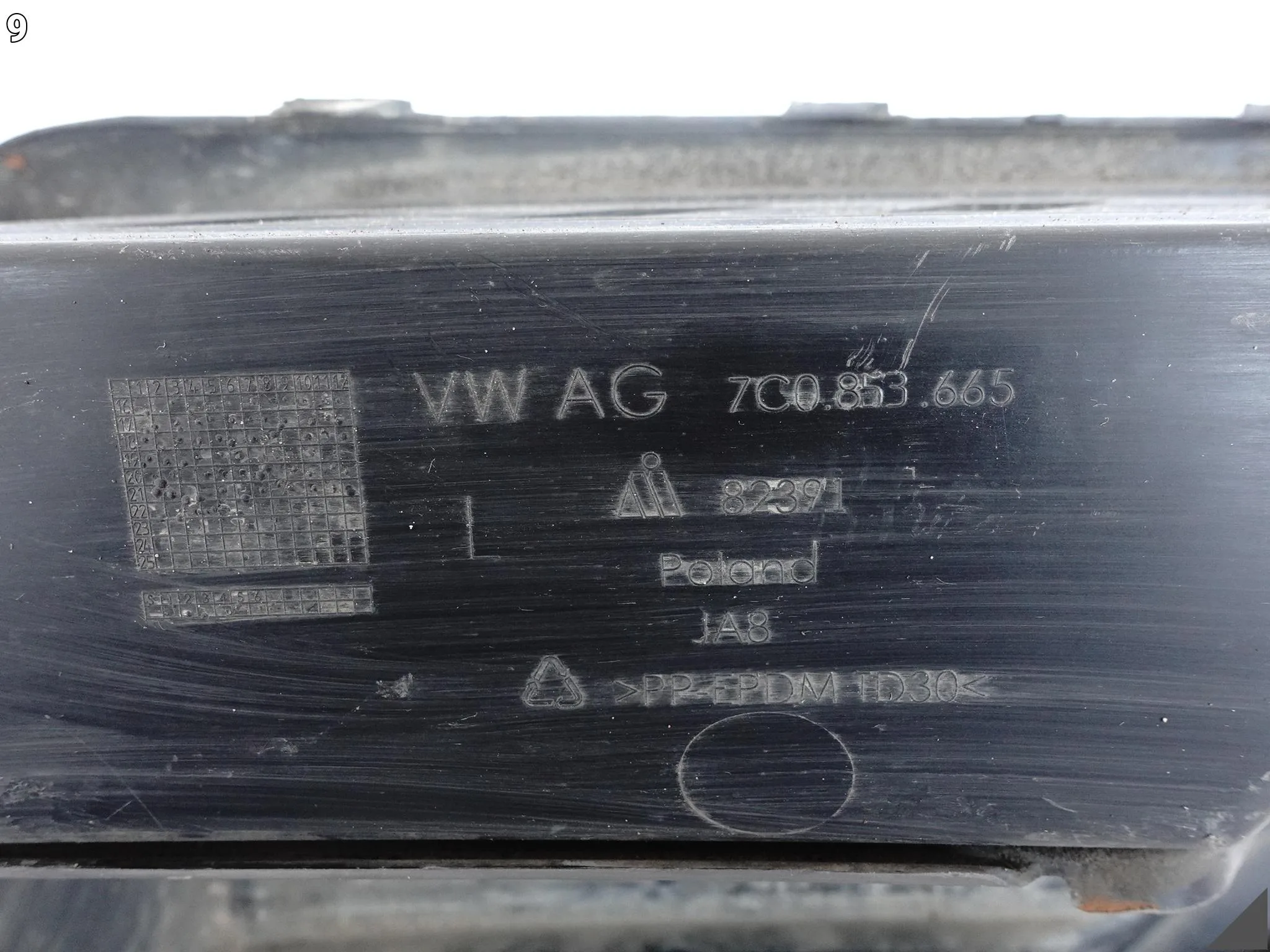 VW CRAFTER II 7C0 MAN TGE 16- KRATKA ATRAPA WLOT W ZDERZAK LEWY PRZÓD 3d39f572cf0f9e94cbf58d0fd829d199