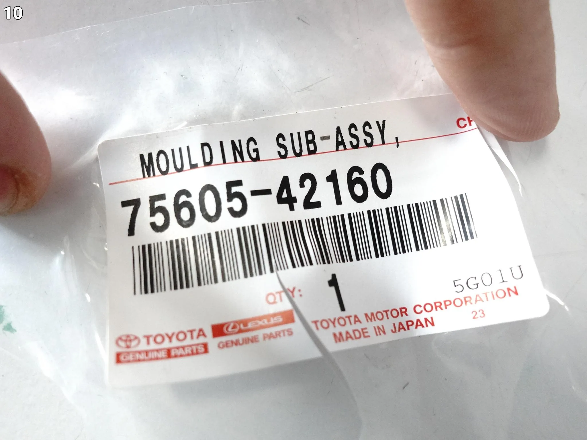 TOYOTA RAV4 V 5 19- LISTWA OSŁONA NA BŁOTNIK TYŁ PRAWA 75605-42160 ORG be4665c2838f5ec608388ac9830fed0a
