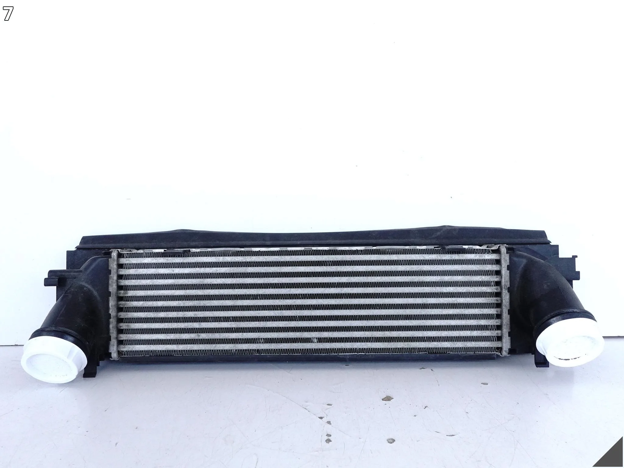 BMW F20 F21 F22 F30 F31 F32 F33 F34 F36 INTERCOOLER CHŁODNICA POWIETRZA d1b8d0de1286aea24b369e69465d21ca