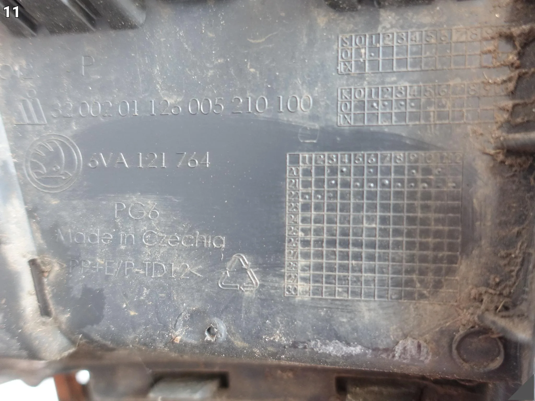 SKODA FABIA IV 4 6VA 21- ZDERZAK BUMPER PRZÓD (4xPDC) 6VA807221 c2c299b96e8ae4a96a097c0b076587d5