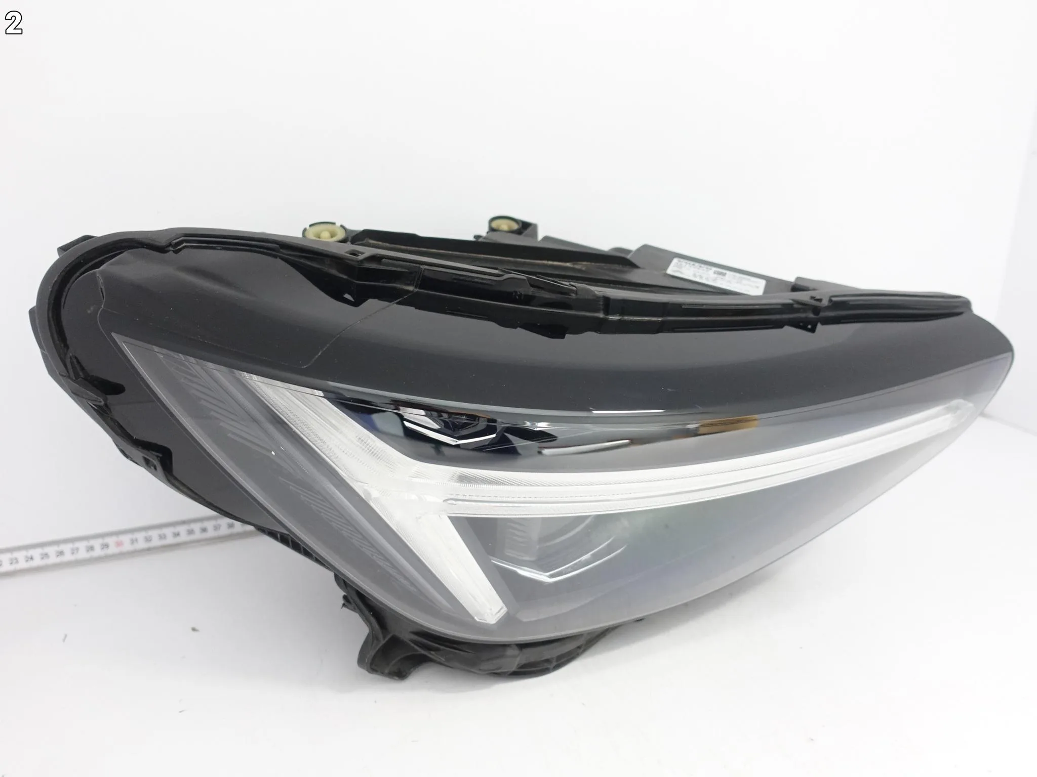 VOLVO C40 EC40 XC40 LIFT 22- LAMPA FULL LED PIXEL PRAWA PRZÓD EUROPA 3982f2d9db0b16a78ae915822b21c19e
