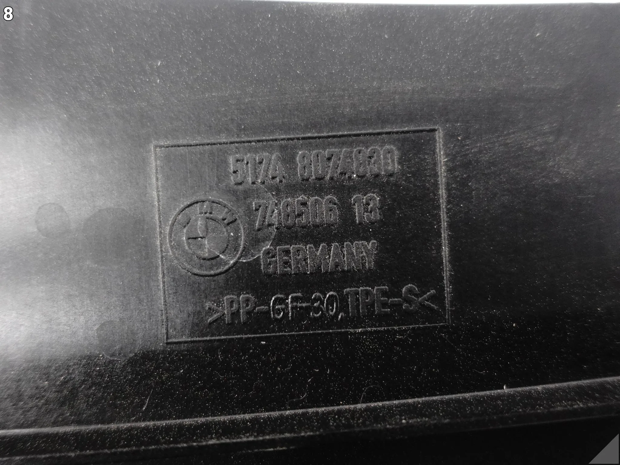BMW M8 F91 F92 F93 M-POWER 19- DOLNA KIEROWNICA POWIETRZA ZDERZAK PRZÓD 2d6c6d984f8f44fc7de7c3e24e7f8961