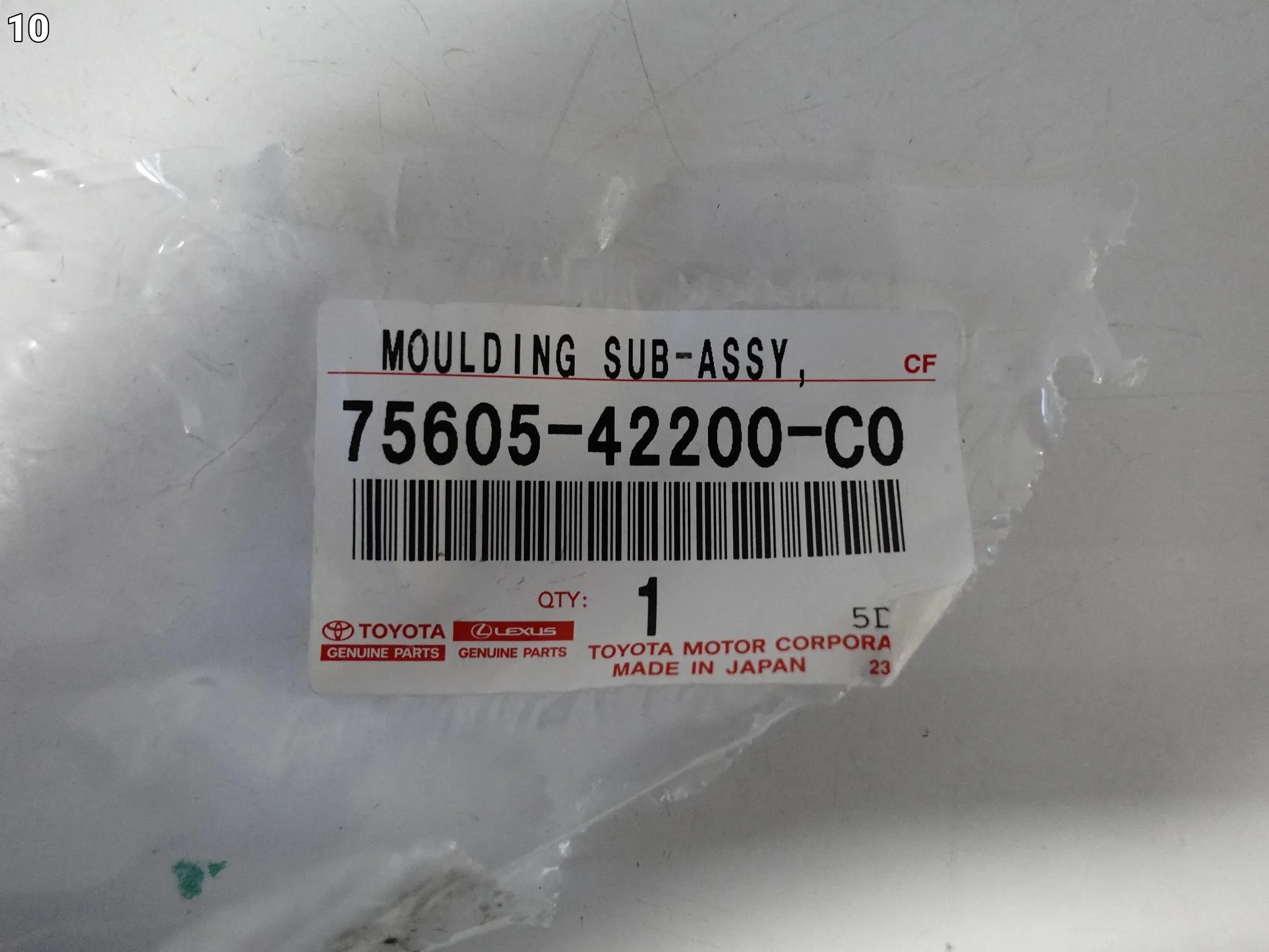TOYOTA RAV4 V 5 19- LISTWA OSŁONA BŁOTNIK TYŁ PRAWA 75605-42200 GLOSS BLACK d7fa89f05e212f244fd3a3892dd9e797