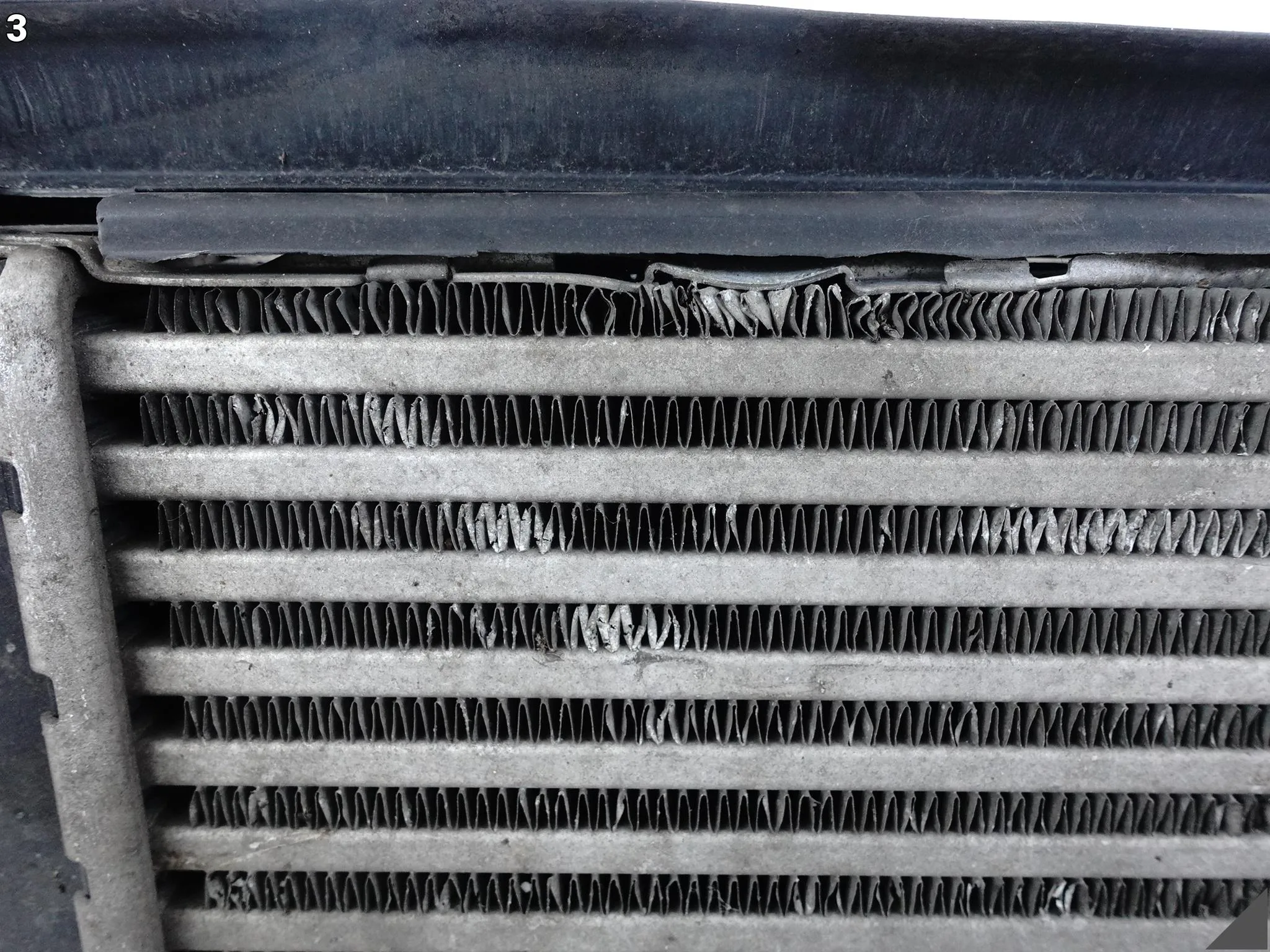 BMW F20 F21 F22 F30 F31 F32 F33 F34 F36 INTERCOOLER CHŁODNICA POWIETRZA 41d5eb95f680b3348dfcaf9a6303b096