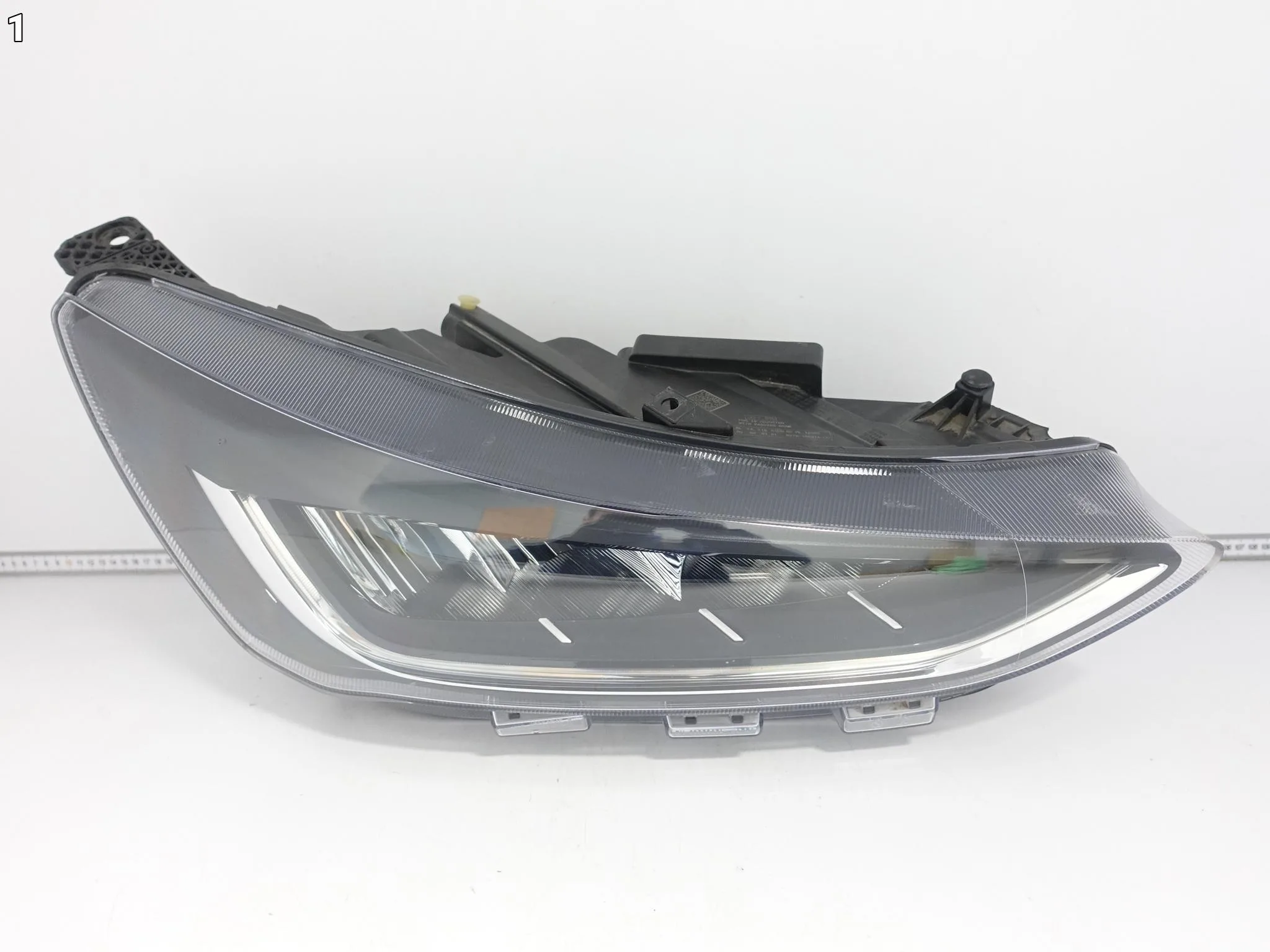 FORD FOCUS IV MK4 LIFT 22-25 LAMPA FULL LED MID PRAWA PRZÓD EUROPA 6d84942a02d595044e2a3154e796bf7b
