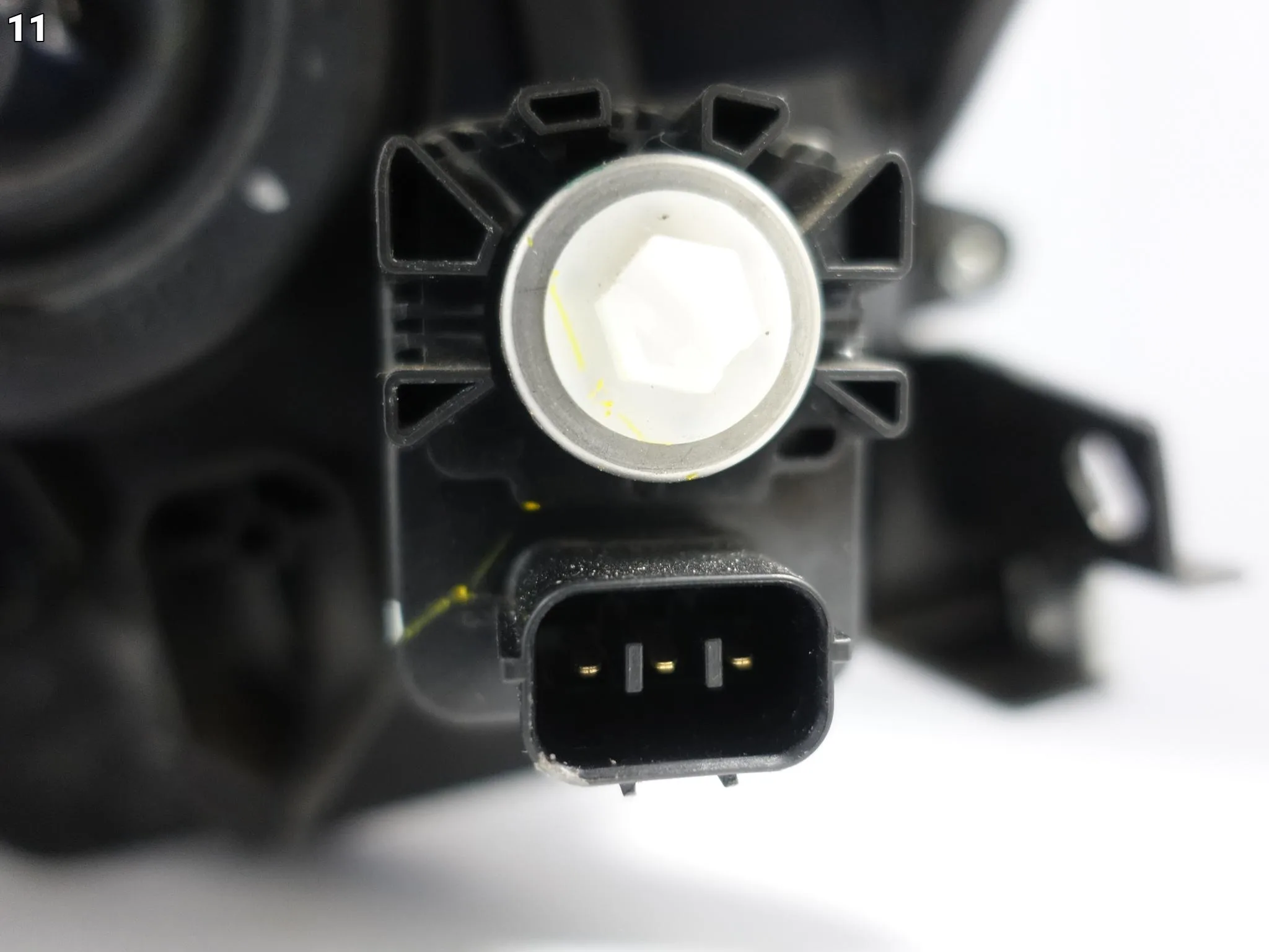 MITSUBISHI SPACE STAR II III LIFT 19- LAMPA PRAWA ZWYKŁA HALOGEN PRZÓD EU 11f4f6aaef90b0752c810d2201d39a4b