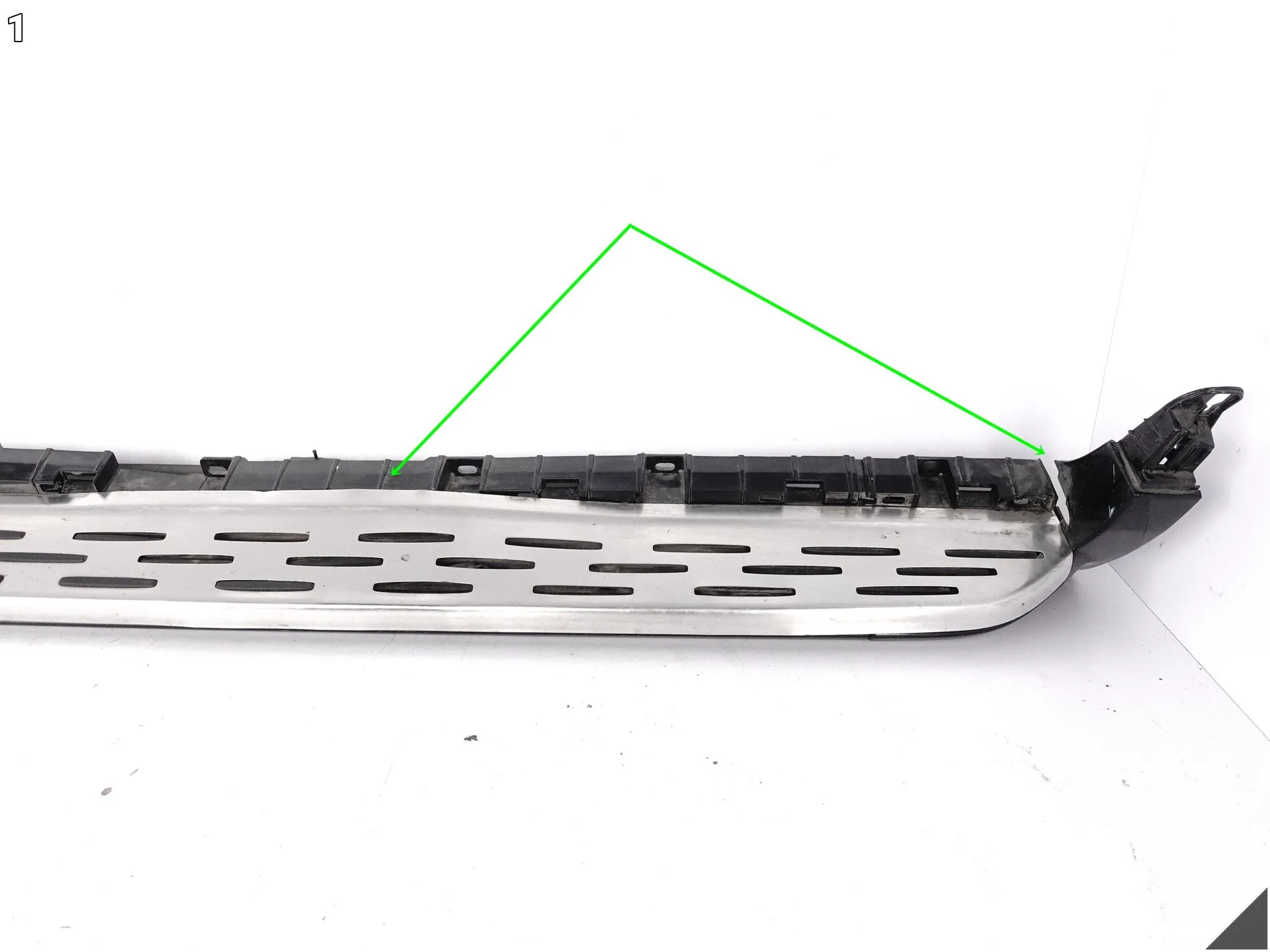 VOLVO XC90 II 15- LISTWA NAKŁADKA PROGOWA PRÓG STOPIEŃ CHROM LEWA d8104f7ca67cdb01f4e243c57cf2c9c1