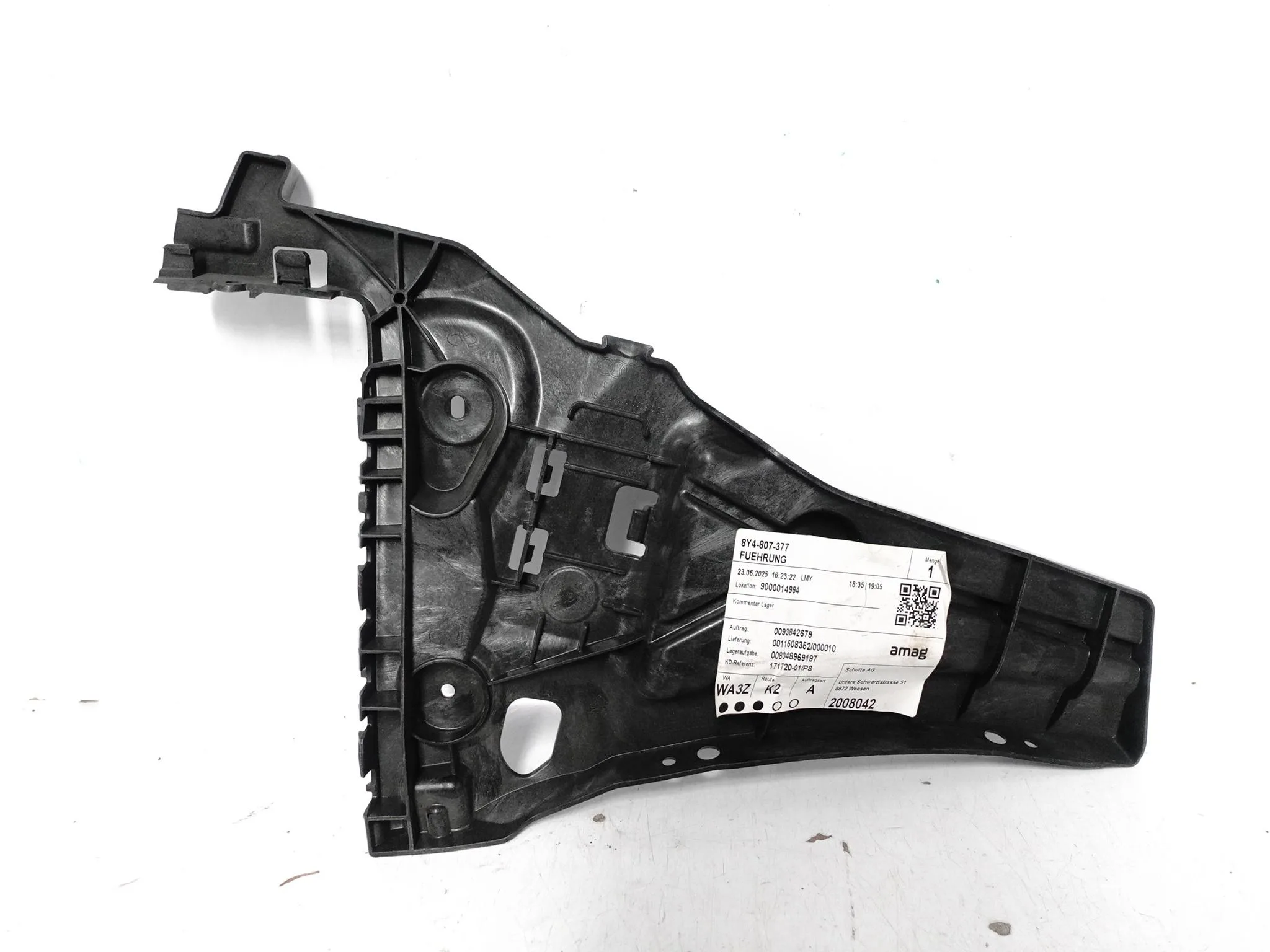 AUDI A3 S3 RS3 8Y0 SPORTBACK 20- ŚLIZG UCHWYT MOCOWANIE W ZDERZAK TYŁ LEWY 4ce0434402eb15eba5d7431dcba3d91e