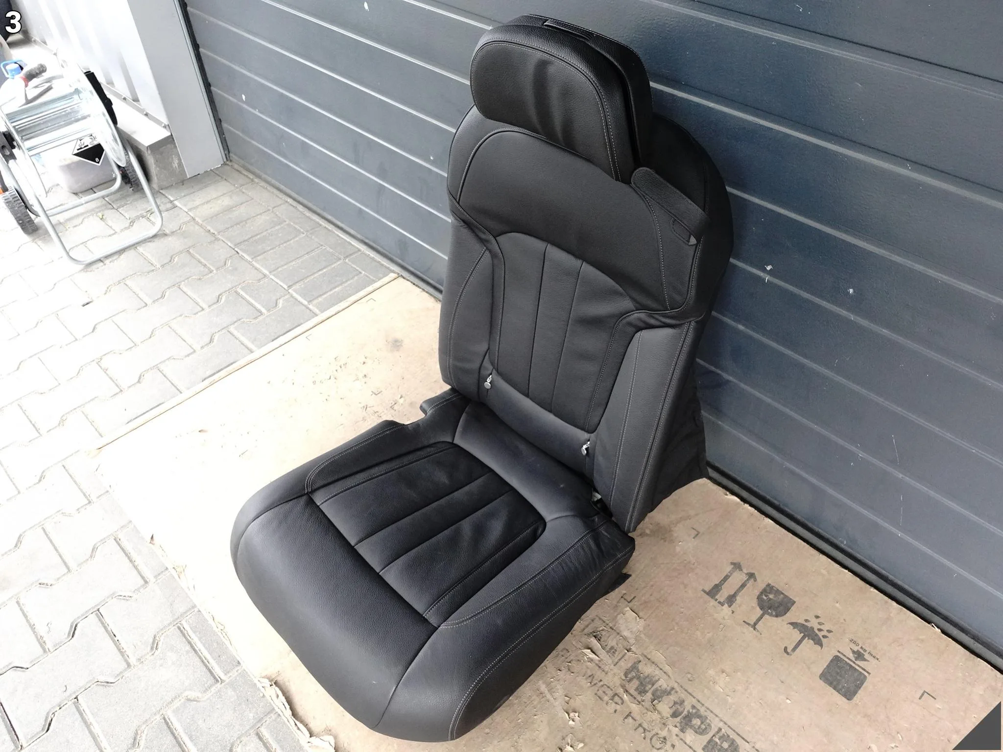 BMW 7 G12 LCI 19-22 FOTEL KANAPA SKÓRA DAKOTA SCHWARZ TYŁ LEWY ORG 6bda43709a0ee69a26f9449d8e6f3bd4