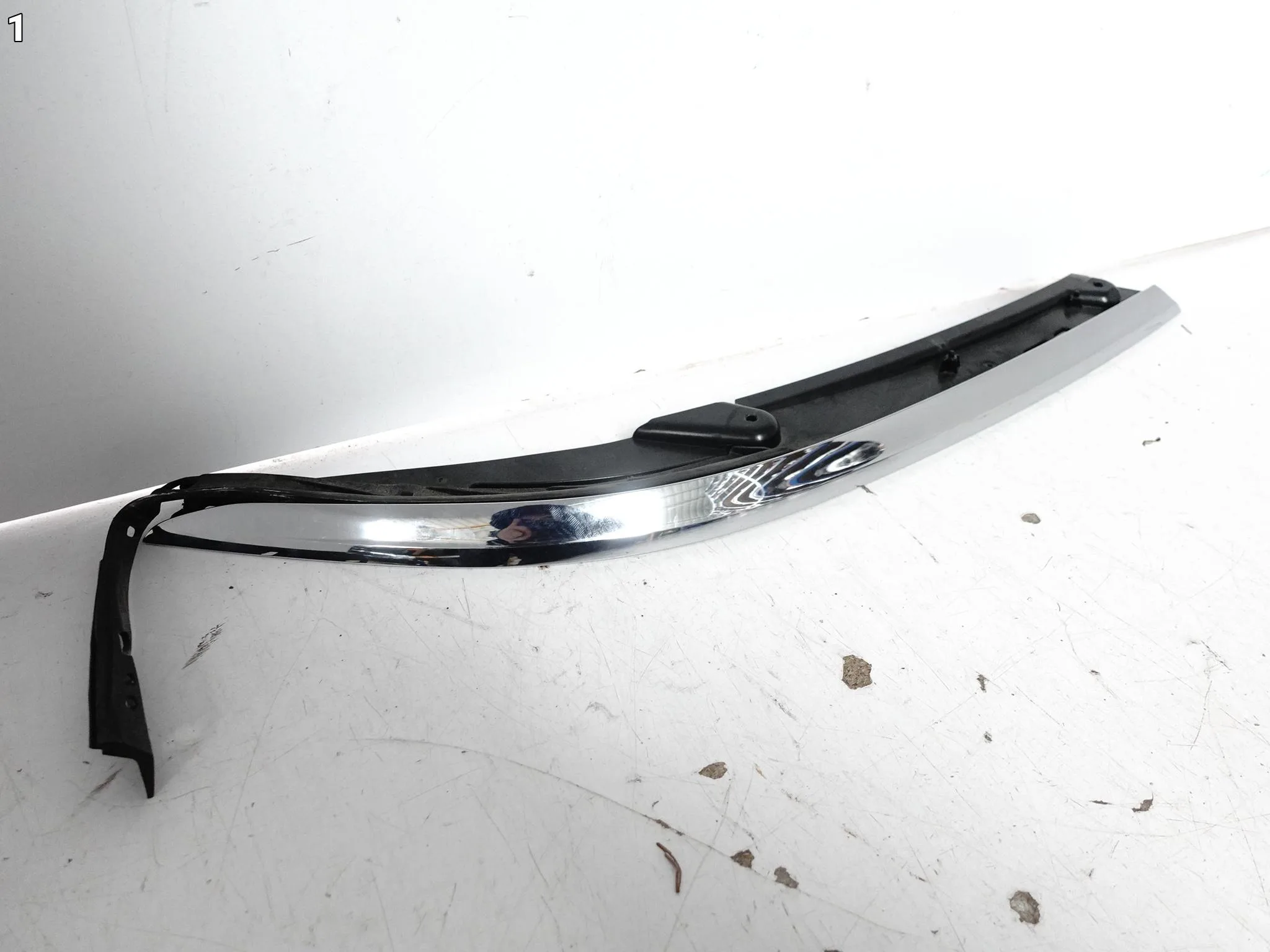 VW PASSAT B8 3G0 15- LISTWA CHROM NAD REFLEKTOR GRILL ATRAPA PRZÓD PRAWA 45ddedf98cb2b61701d8eb9cc6354b8b