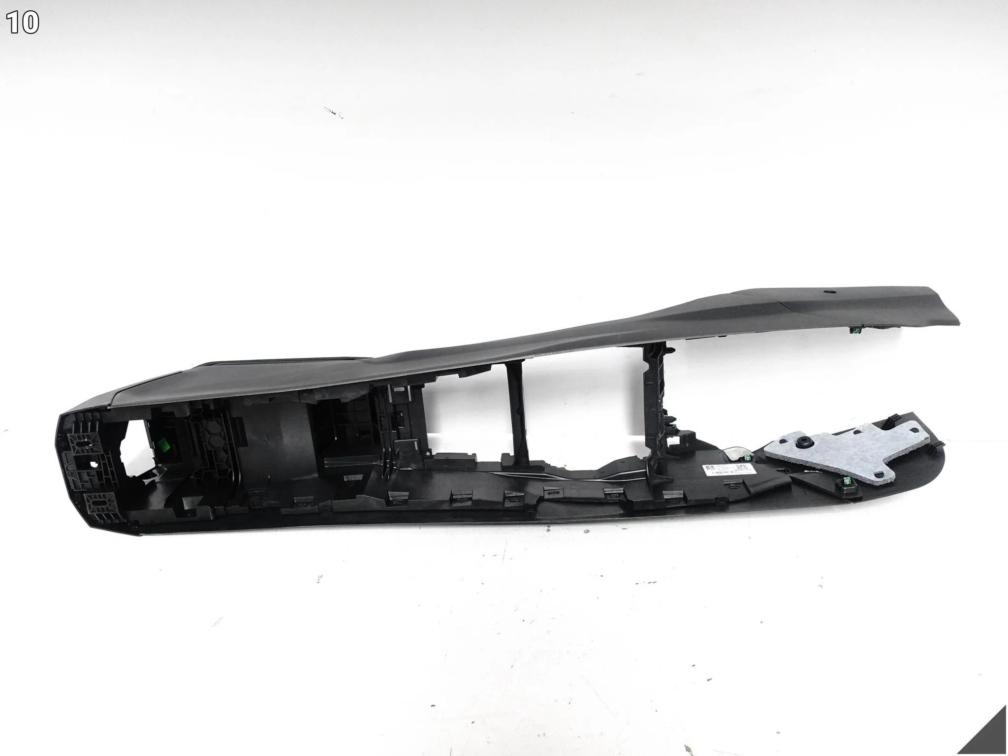 BMW 1 F40 19-24 TUNEL ŚRODKOWY PODŁOKIETNIK SKÓRA SZARA NIĆ DEMONTAŻ ORG 92d517be3ffa62d1fd8672a4a6787ca3