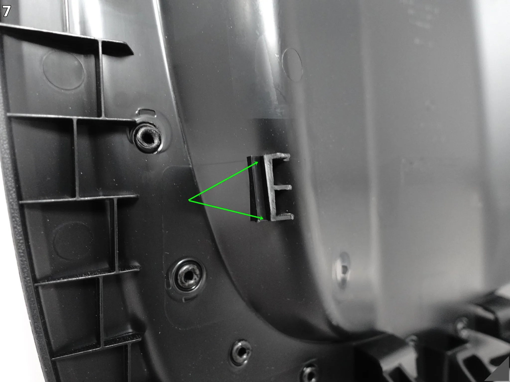 BMW 1 F40 19-24 TYLNI PANEL OPARCIA FOTELA Z SIATKĄ BAGAŻOWĄ PRZÓD R=L de2c3ff87788d7f61f7e3920bd19aeae