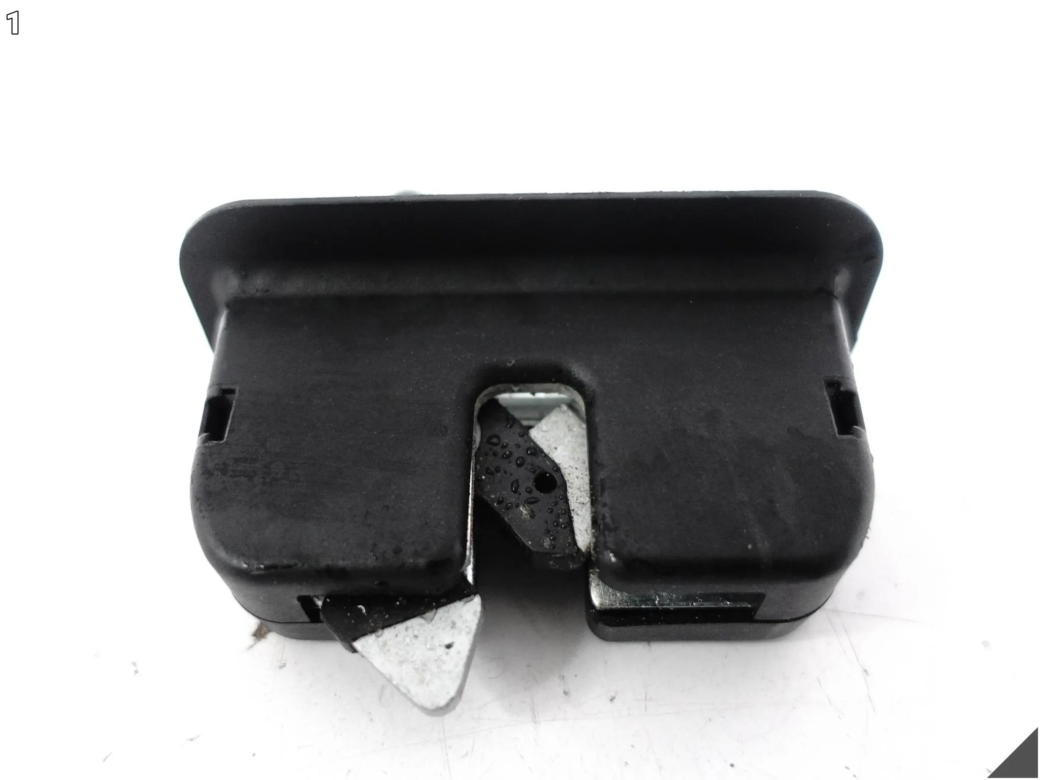 BMW M8 F91 F92 8 G14 G15 18- MECHANIZM ZAMEK OBUDOWA KANAPA FOTEL TYŁ PRAWY 5ca98c1f5a34fe03e7b3a5fe4f627462