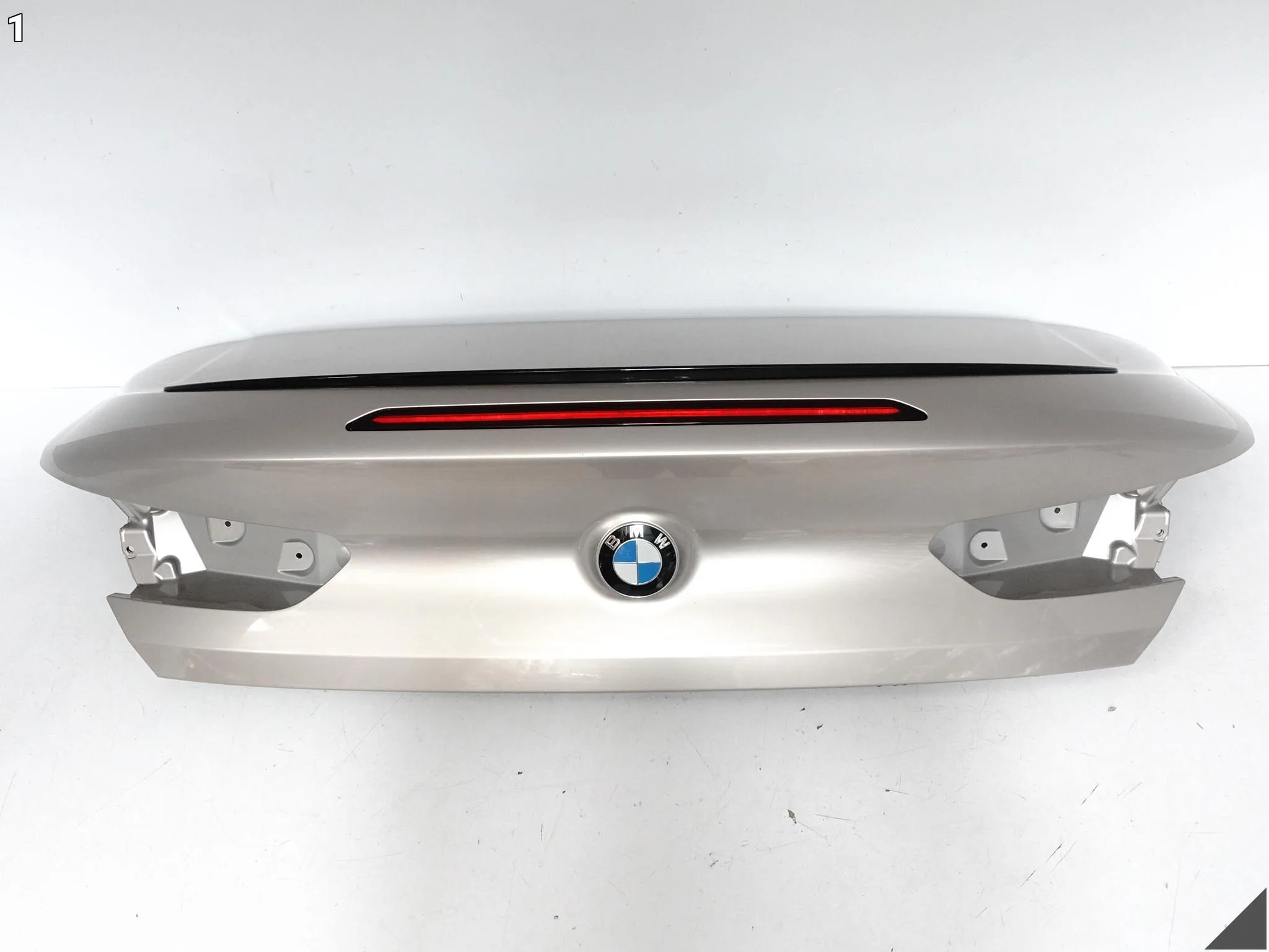 BMW M8 F91 8 G14 CABRIO M-POWER 19- POKRYWA BAGAŻNIKA LOTKA ŚWIATŁO STOP f9c7cb3e712964a2b7bb7bd16b5b849d