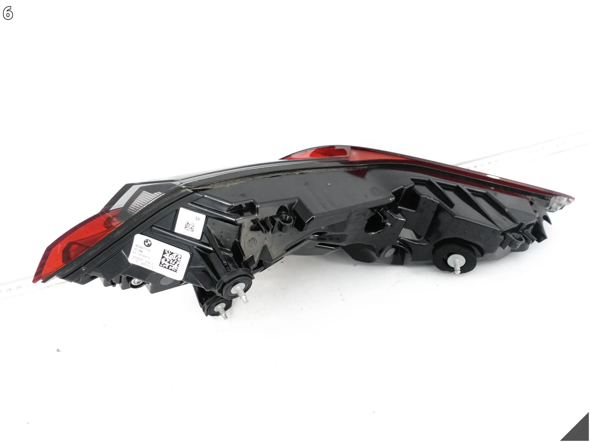 BMW M8 F91 F92 F93 8 G14 G15 G16 18- LAMPA LED W BŁOTNIK TYŁ LEWA EU 5aa6f7ed332a055ea2d36d46f7af5ada