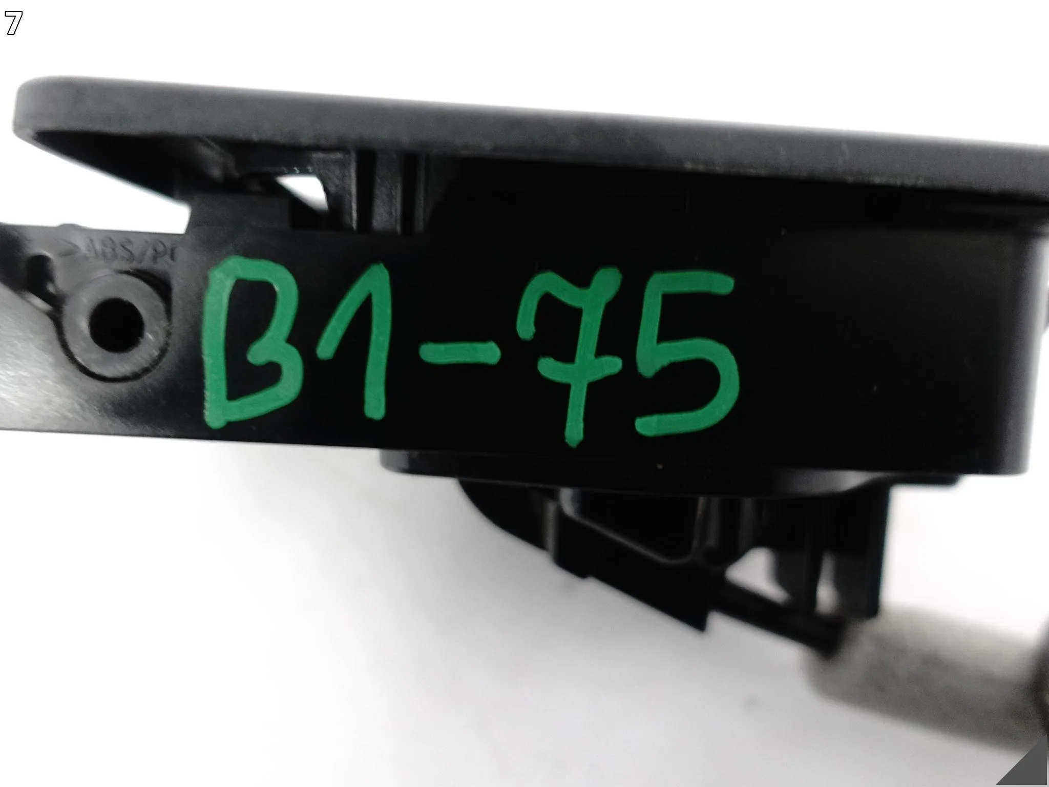 BMW M8 F91 F92 8 G14 G15 18- MECHANIZM CIĘGNO ZAMEK KANAPA FOTEL TYŁ PRAWY c18aa98dccbccad7362809635fc603cf
