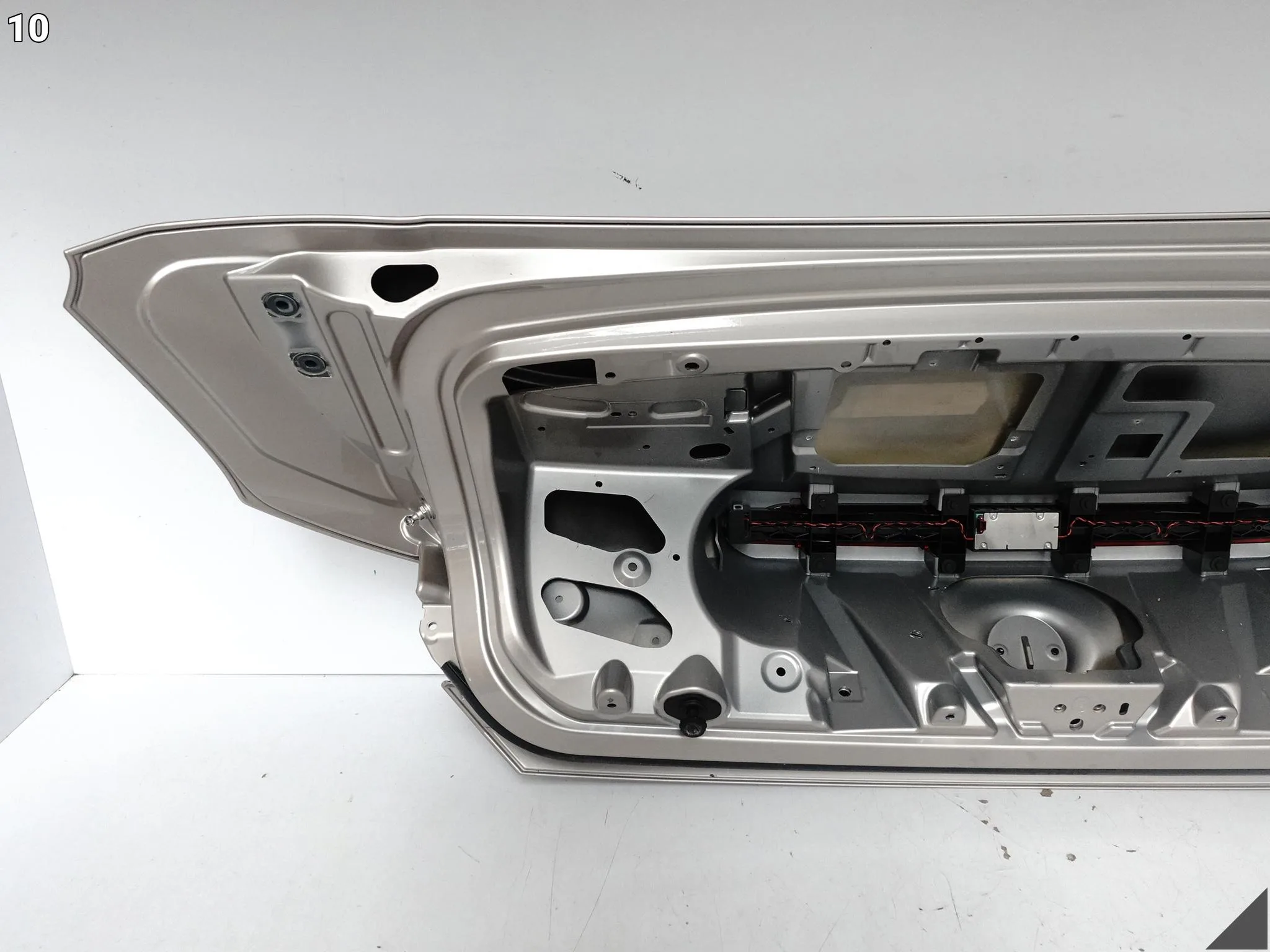 BMW M8 F91 8 G14 CABRIO M-POWER 19- POKRYWA BAGAŻNIKA LOTKA ŚWIATŁO STOP 5344f0304995d590d83a1d931e295f09