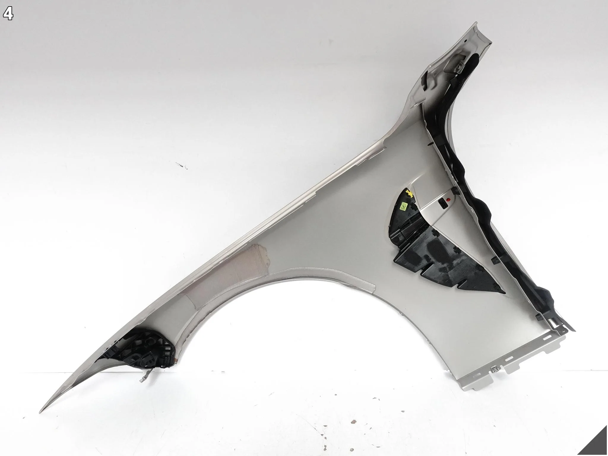 BMW M8 F91 F92 F93 M-POWER 19- BŁOTNIK PRZÓD PRAWY + WLOT DEMONTAŻ ORG 262605ab86b572ef17692fc8e8993fe6