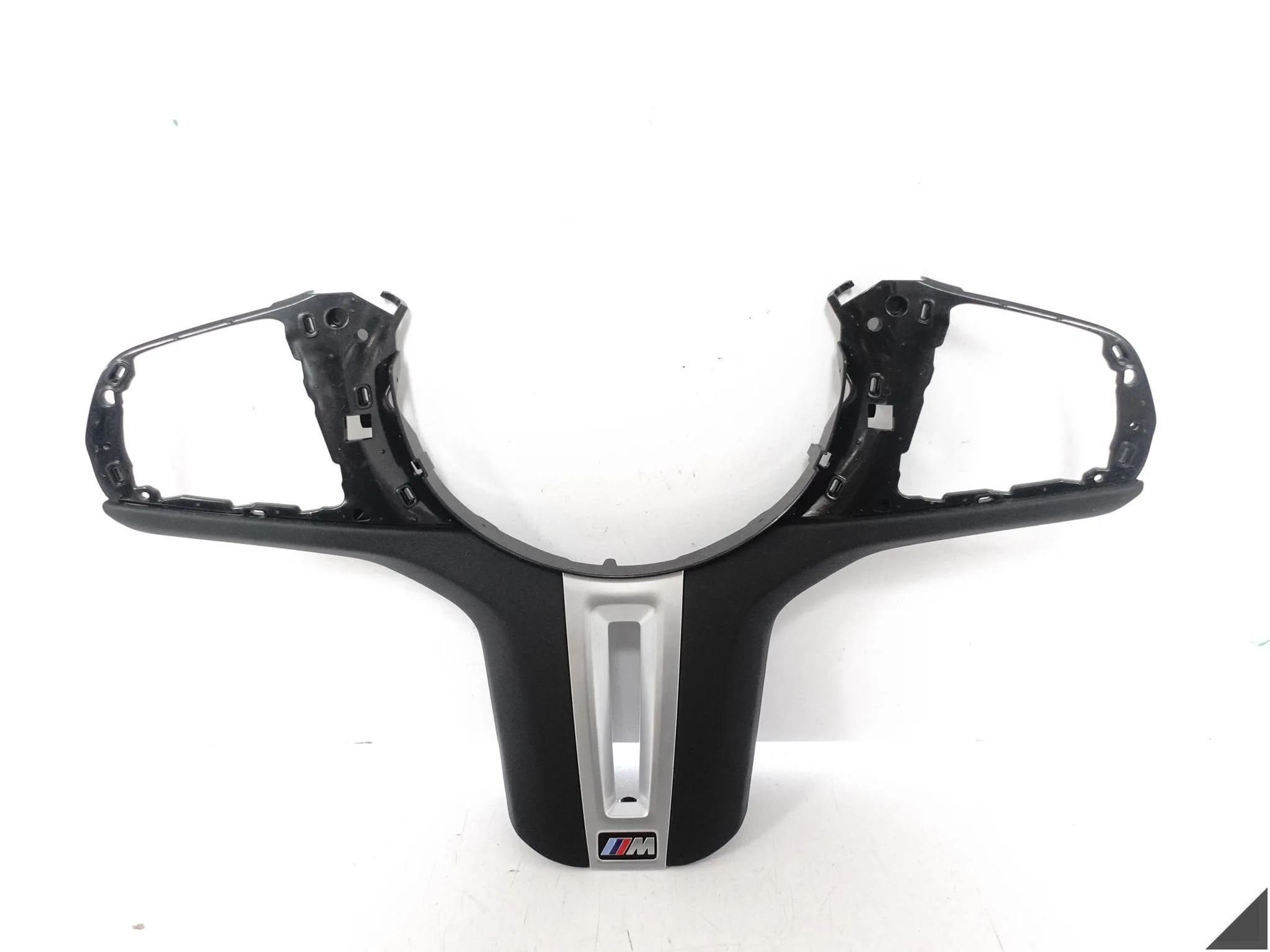 BMW M8 F91 F92 F93 M5 F90 X5M F95 X6M F96 OBUDOWA RAMKA DEKOR KIEROWNICA 276c1c33d682f71e96b30e57ca0fa2bf