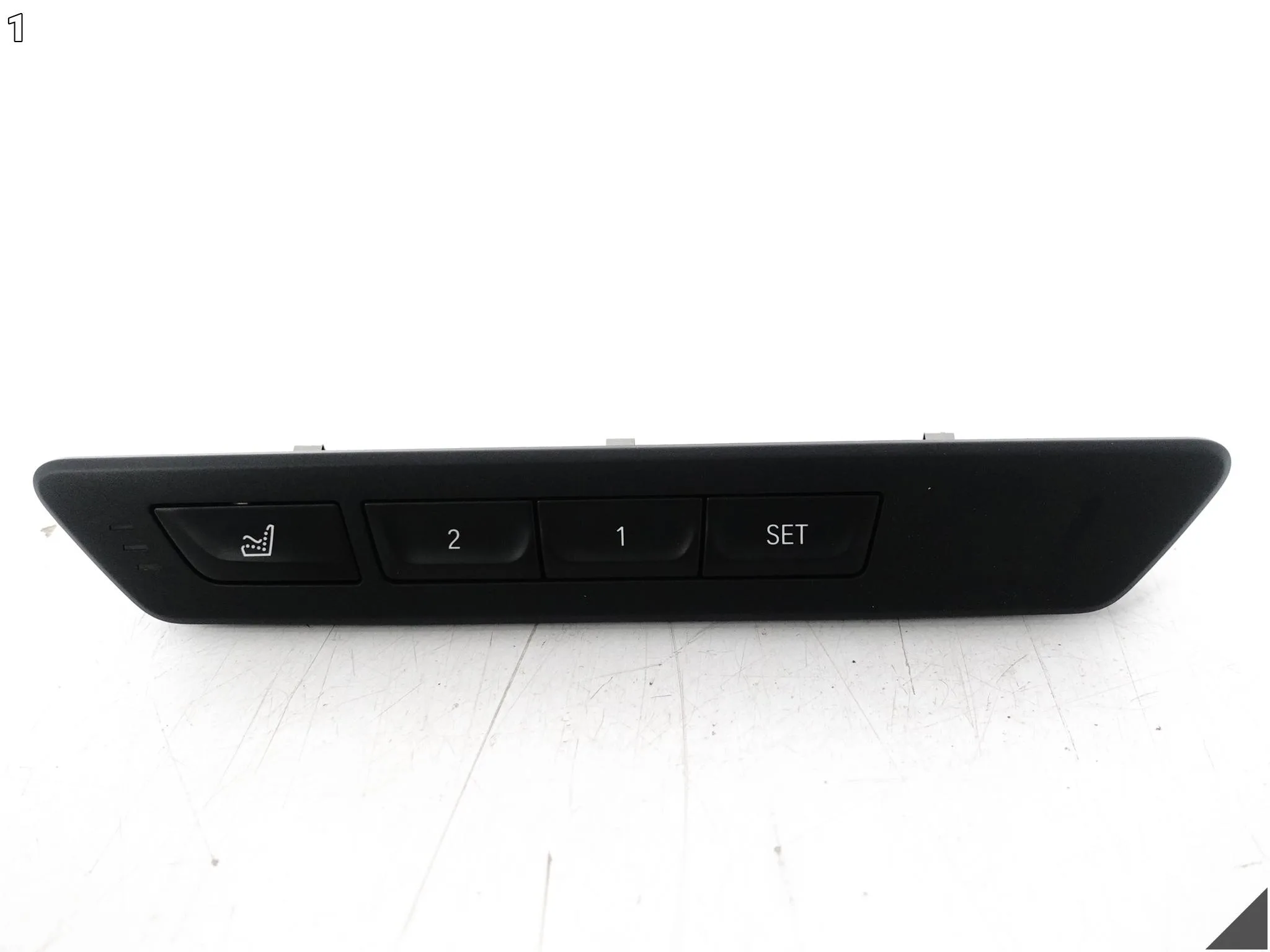 BMW 7 G12 G11 15-22 PANEL STEROWNIA FOTELA PAMIĘCI BOCZEK DRZWI PRZÓD R f06f56d812381e4d064c8ff50e57a001