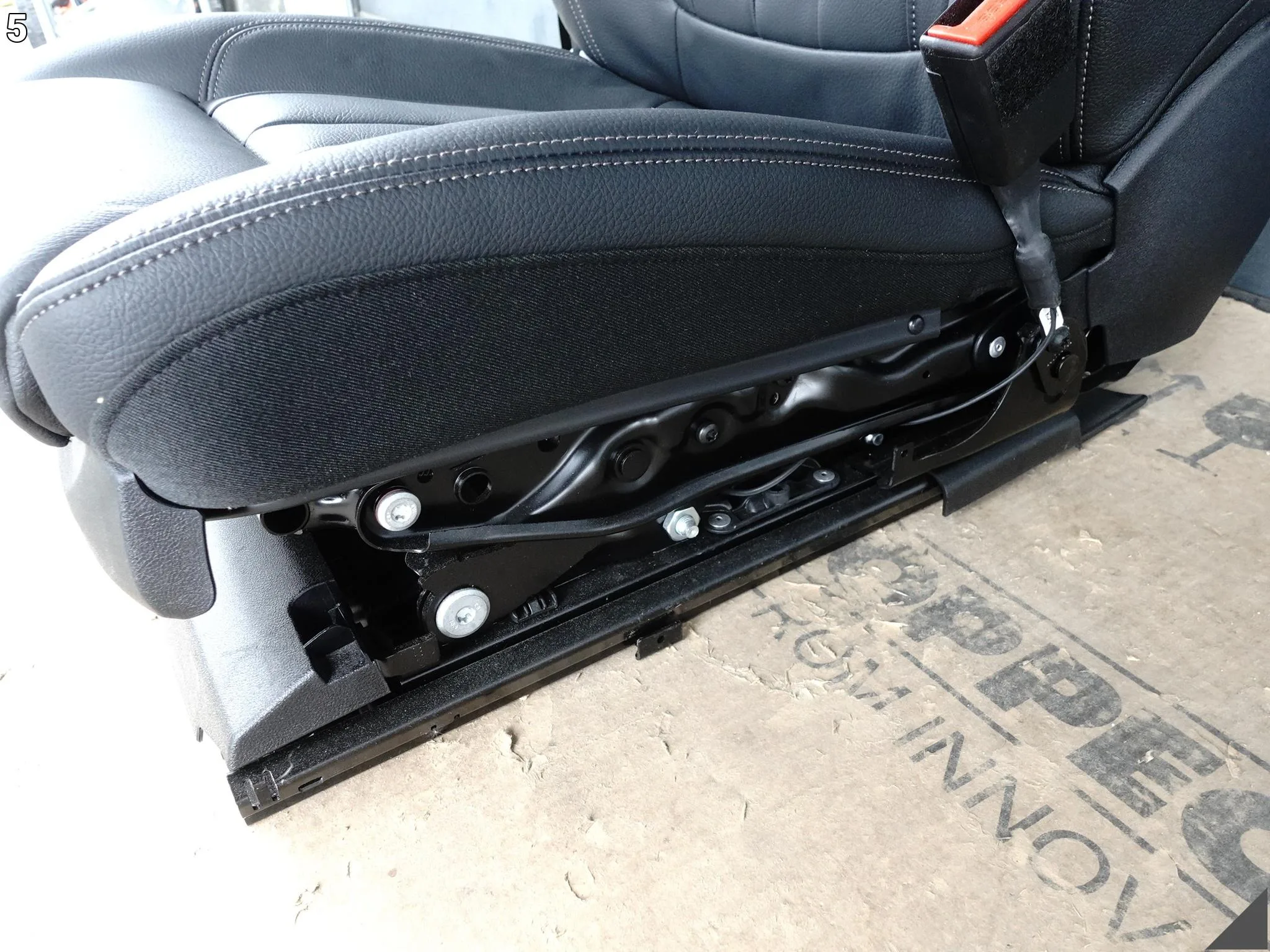 BMW 7 G12 LCI 19-22 FOTEL SKÓRA DAKOTA SCHWARZ MASAŻ GRZANIE PRZÓD PRAWY 51916b82566e4ec4f6ccae235ee7d8ed