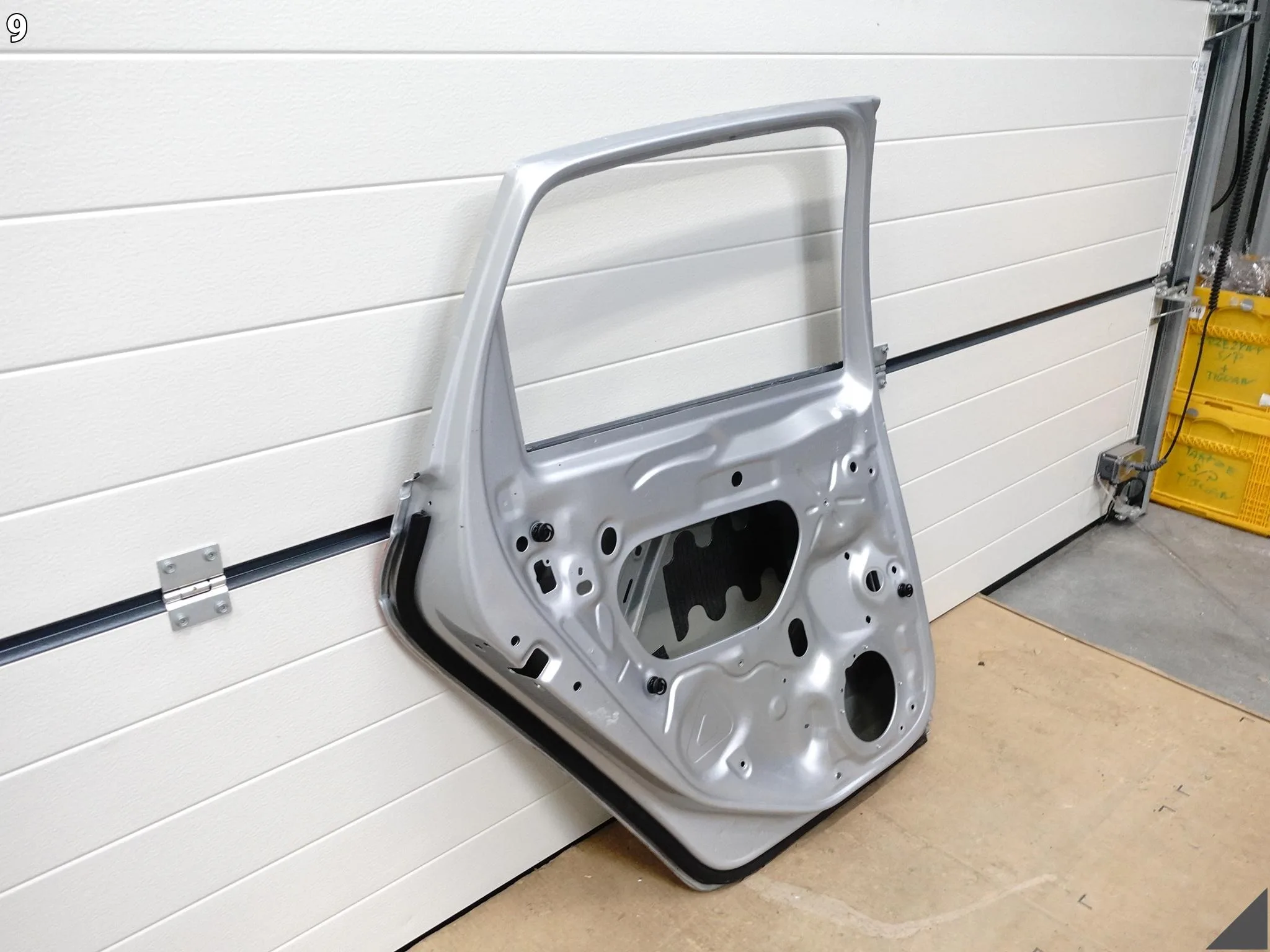 VW POLO 2G0 2G1 VI (6 GENERACJA) 17-25 LIFT DRZWI DOOR LEWE TYŁ 5e916115b438c78a9b673d1b375be3c1
