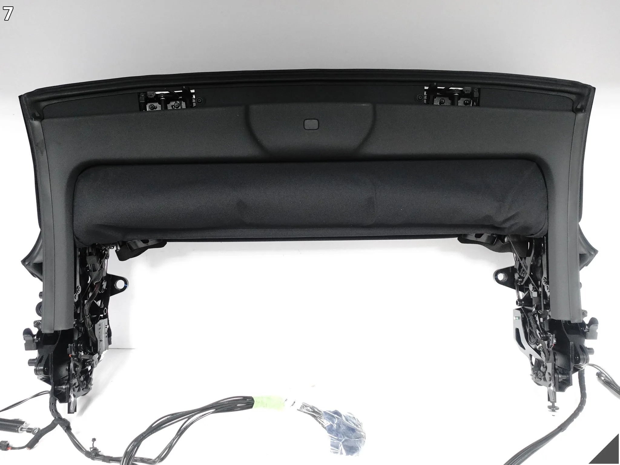 BMW M8 F91 8 G14 CABRIO M-POWER 19- DACH SKŁADANY MECHANIZM RAMA POSZYCIE 82c40042973fd51874cd5f11d5f0f1ec