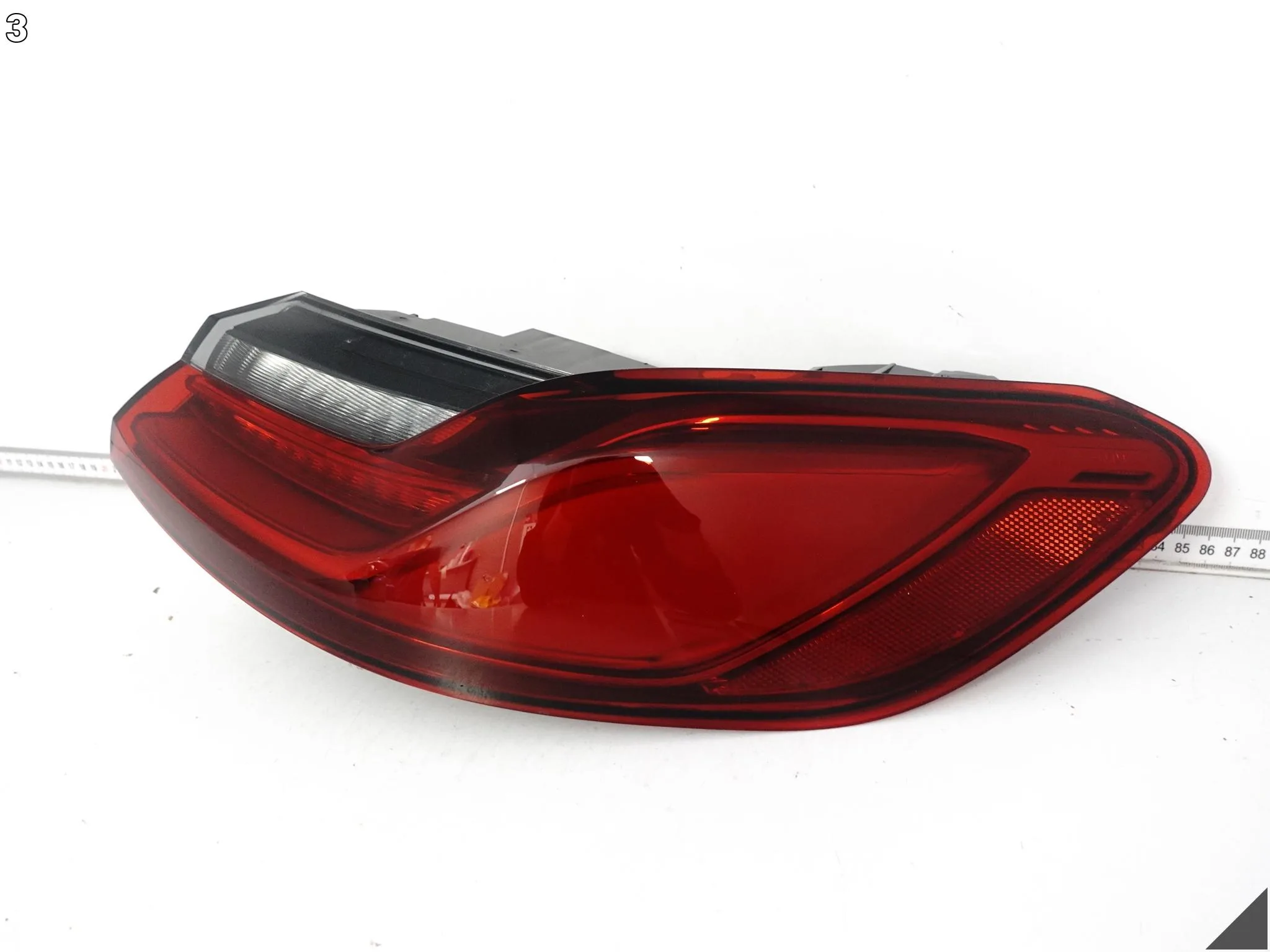 BMW M8 F91 F92 F93 8 G14 G15 G16 18- LAMPA LED W BŁOTNIK TYŁ PRAWA EU 4baffeb5cf942ab999f76bc22926e78f
