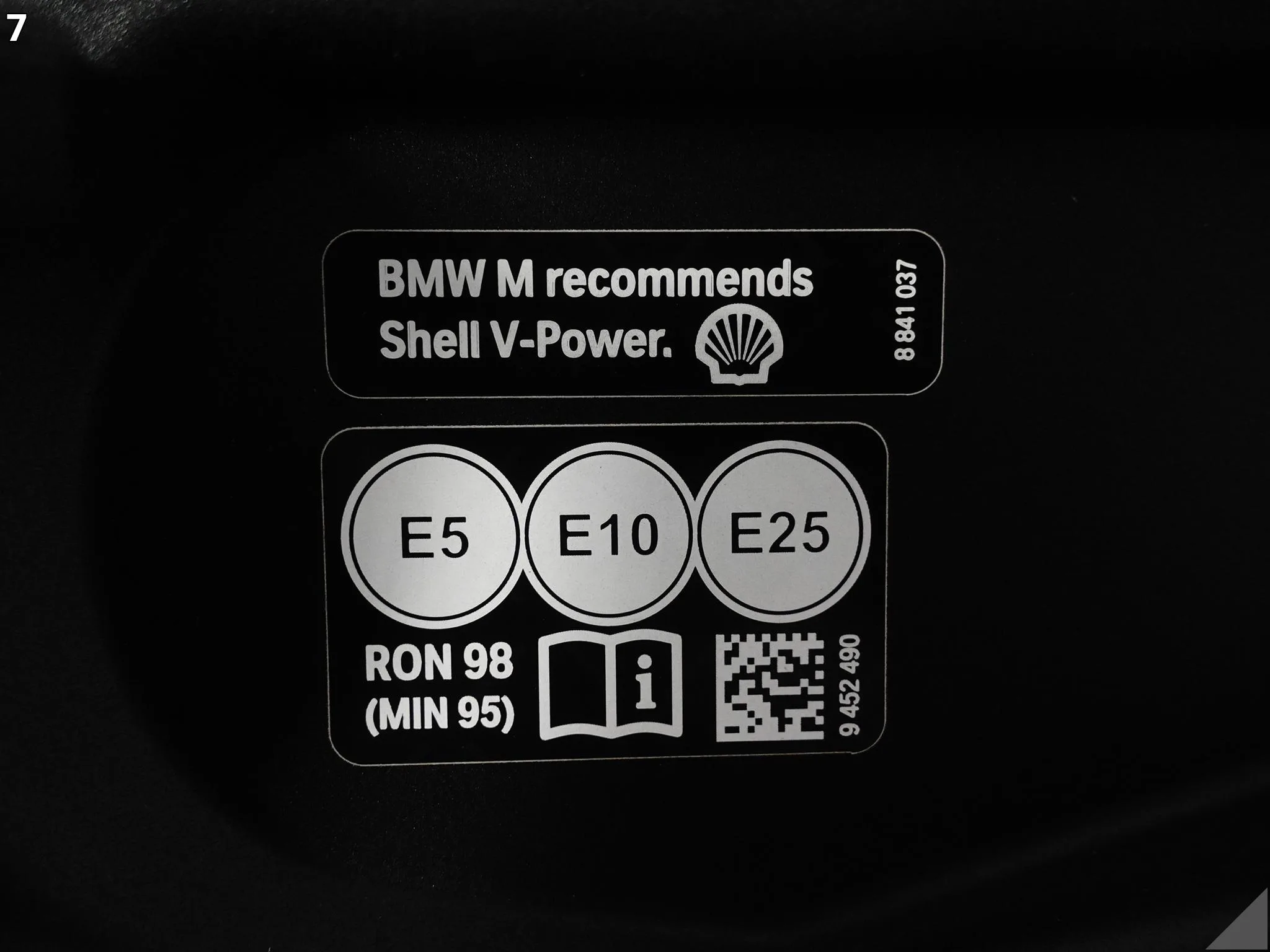 BMW M8 F91 8 G14 CABRIO 18- OSŁONA POKRYWA KLAPKA WLEWU PALIWA STELAŻ ORG 056aad99dab7a18d687a7c0b4fb58558