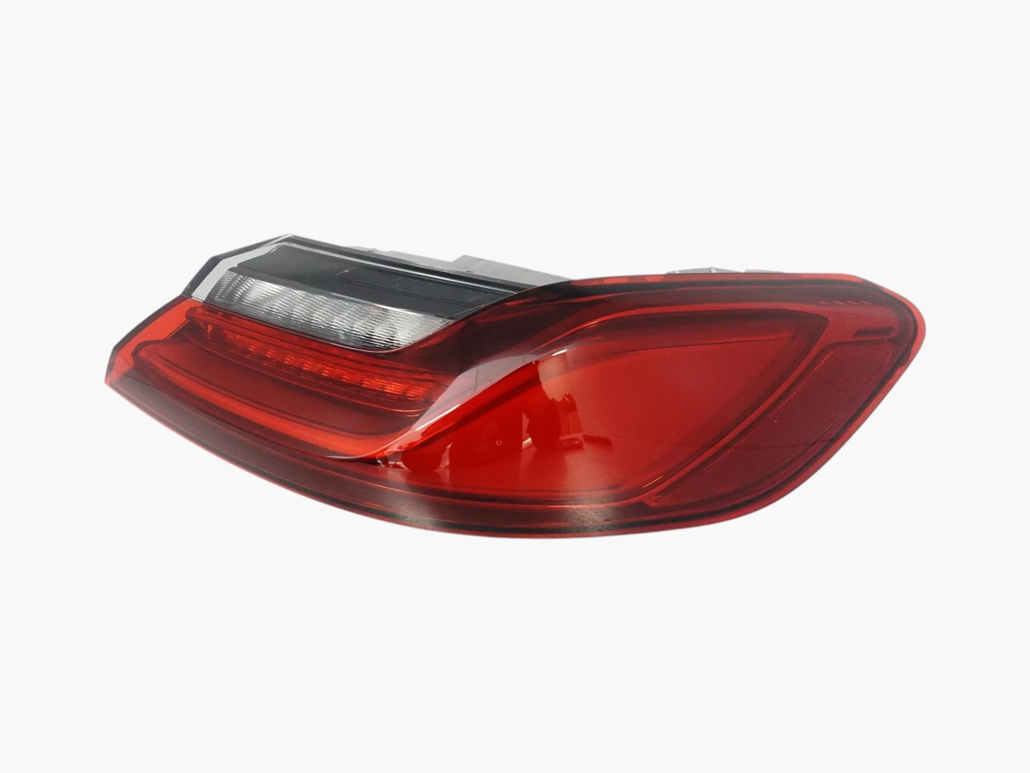 BMW M8 F91 F92 F93 8 G14 G15 G16 18- LAMPA LED W BŁOTNIK TYŁ PRAWA EU a80cf53028ef9eae54fa862431a9b2b7