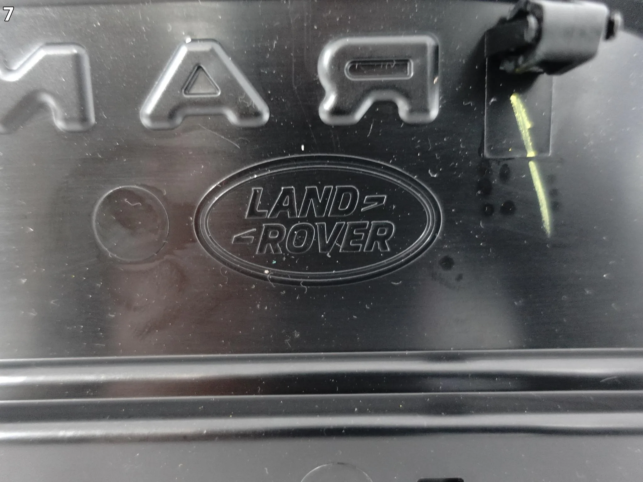 RANGE ROVER VELAR L560 R-DYNAMIC SV 17- ATRAPA ZAŚLEPKA KRATKA MASKI PRAWA 7fd5a12580202b7eed1be29a3f93056b