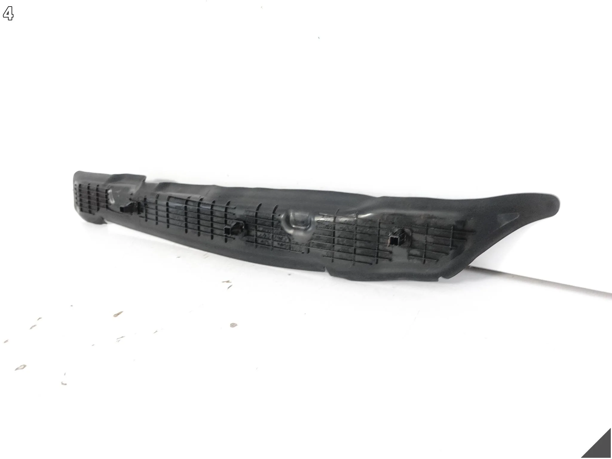 SKODA OCTAVIA IV 4 5E3 20- BŁOTNIK LISTWA WYGŁUSZENIE USZCZELKA LEWA PRZÓD d73c46ca1ea026f2a35f24351ee5ef25