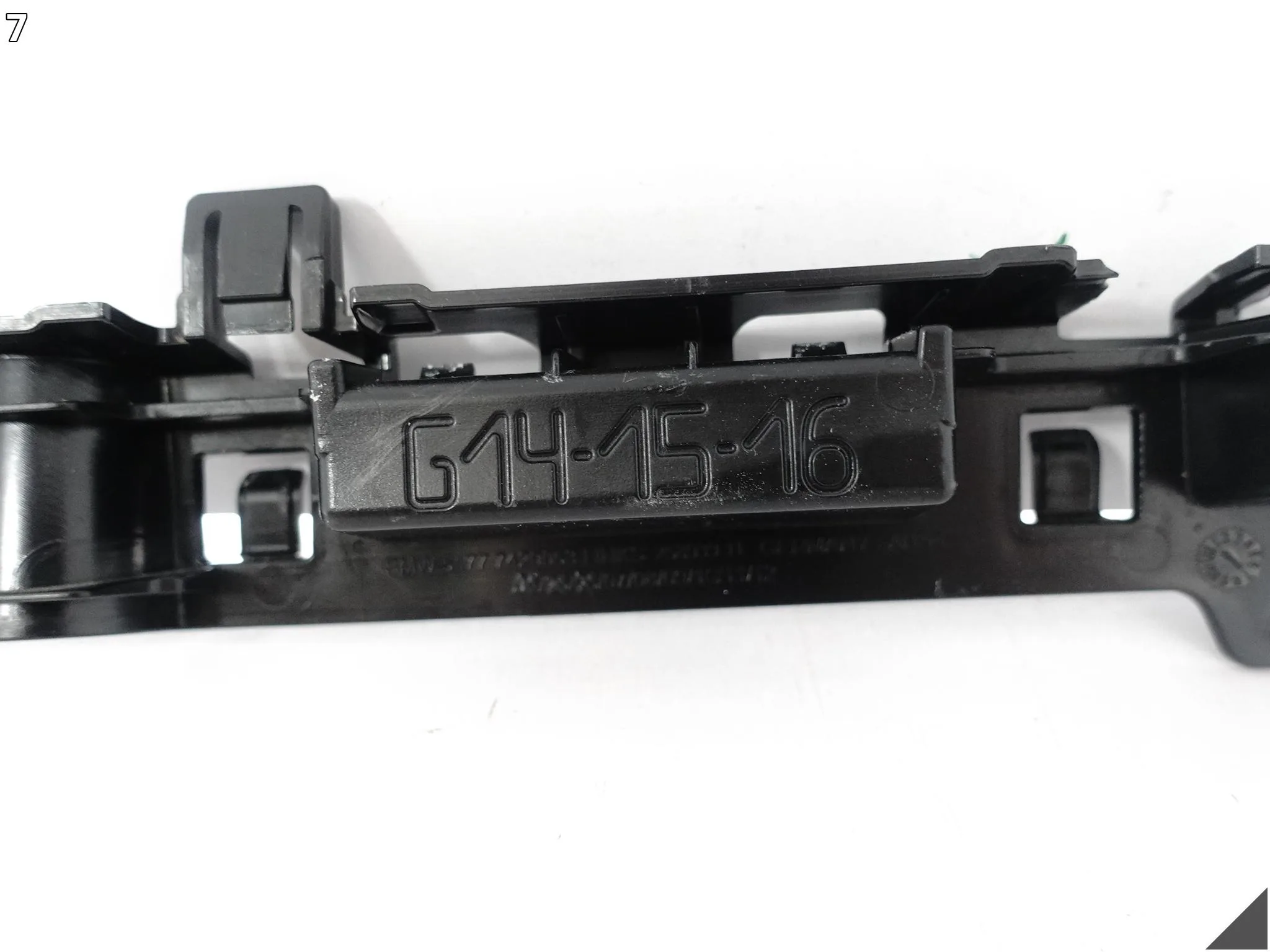 BMW M8 F91 F92 F93 8 G14 G15 G16 18- ŚLIZG MOCOWANIE PROGU PRZÓD LEWY ORG 0891fce297629885d9debc1d1ca6c404