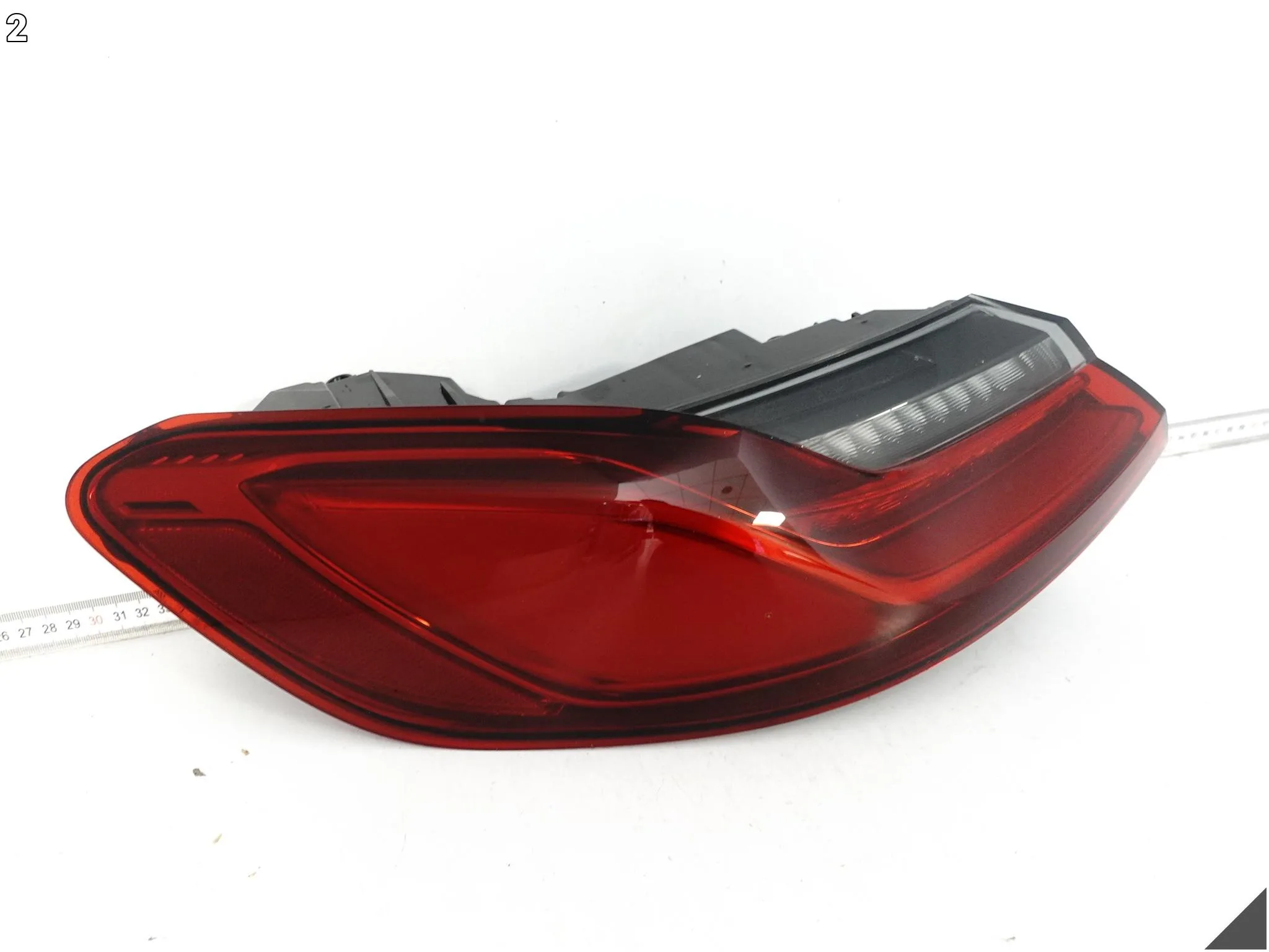 BMW M8 F91 F92 F93 8 G14 G15 G16 18- LAMPA LED W BŁOTNIK TYŁ LEWA EU 83b08ff31ee0abe8336b1bfa41ff5856