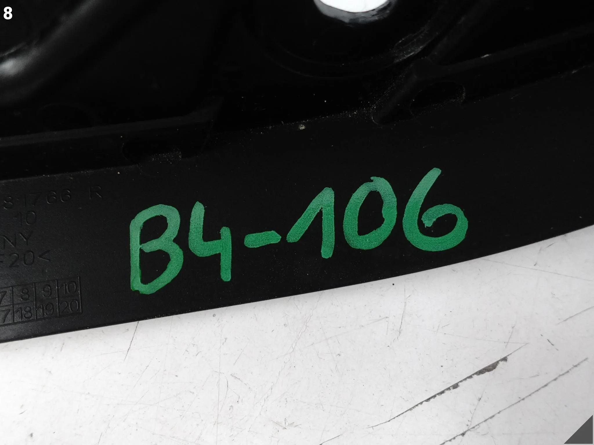 BMW M8 F91 F92 F93 M-POWER 19- SPOILER DOKŁADKA LISTWA ZDERZAK PRZÓD PRAWA af59a6be66fa8194afecd1ab1964fa4b