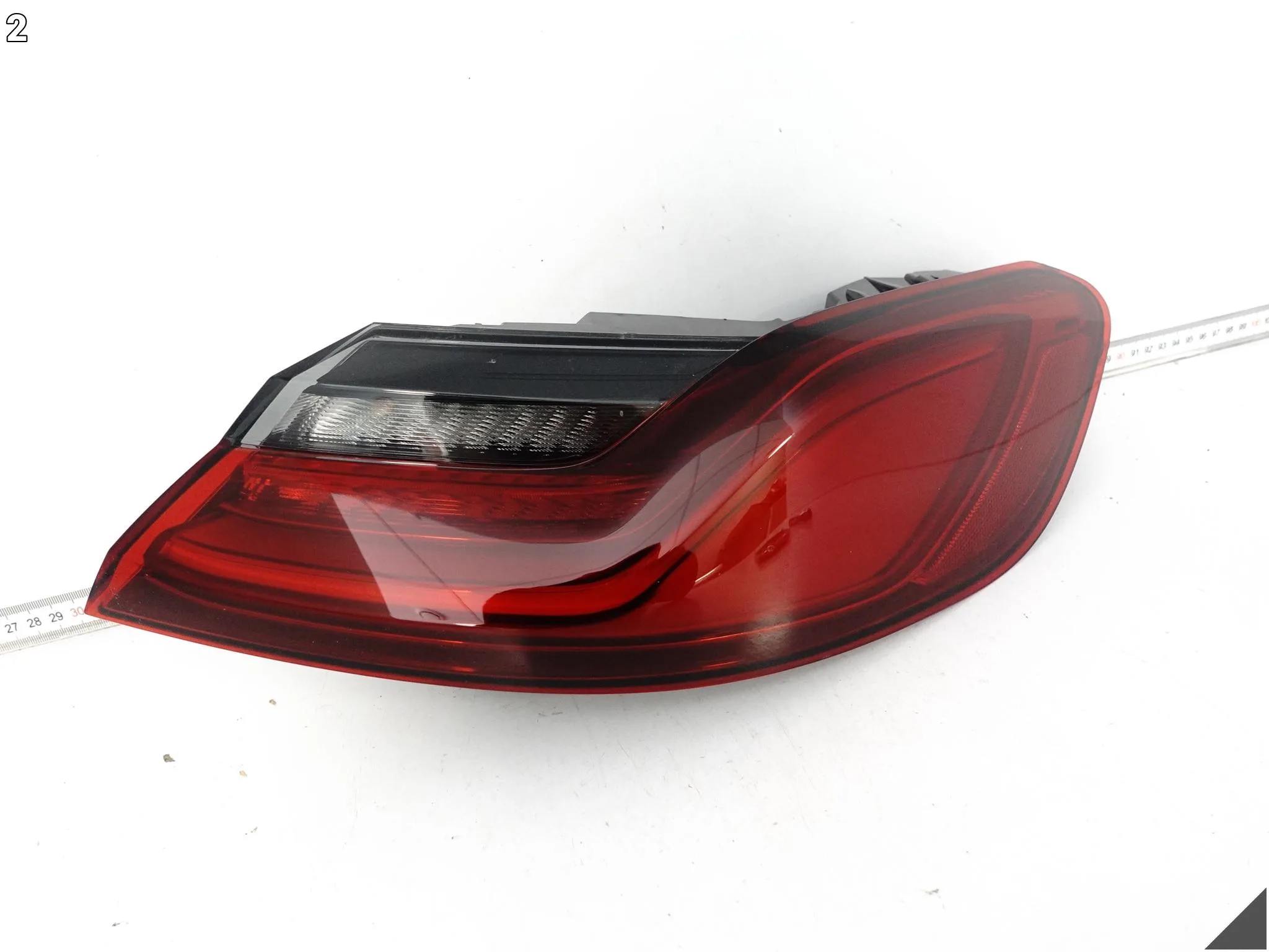 BMW M8 F91 F92 F93 8 G14 G15 G16 18- LAMPA LED W BŁOTNIK TYŁ PRAWA EU 6d26f2669daa22bdfc535e31bc14aae7
