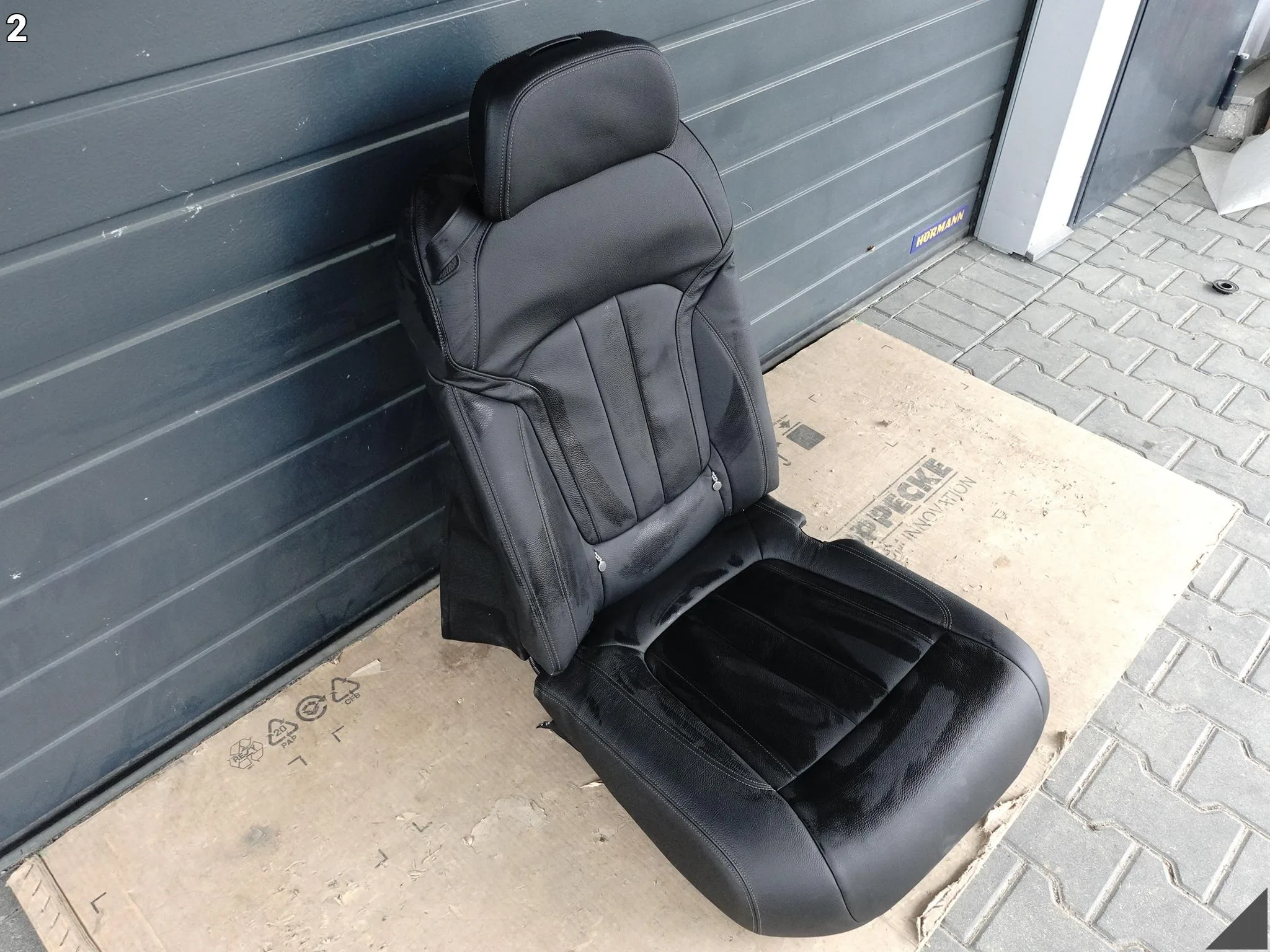 BMW 7 G12 LCI 19-22 FOTEL KANAPA SKÓRA DAKOTA SCHWARZ TYŁ PRAWY ORG d1b8ae77315278e160d6e10cf21ae1b7