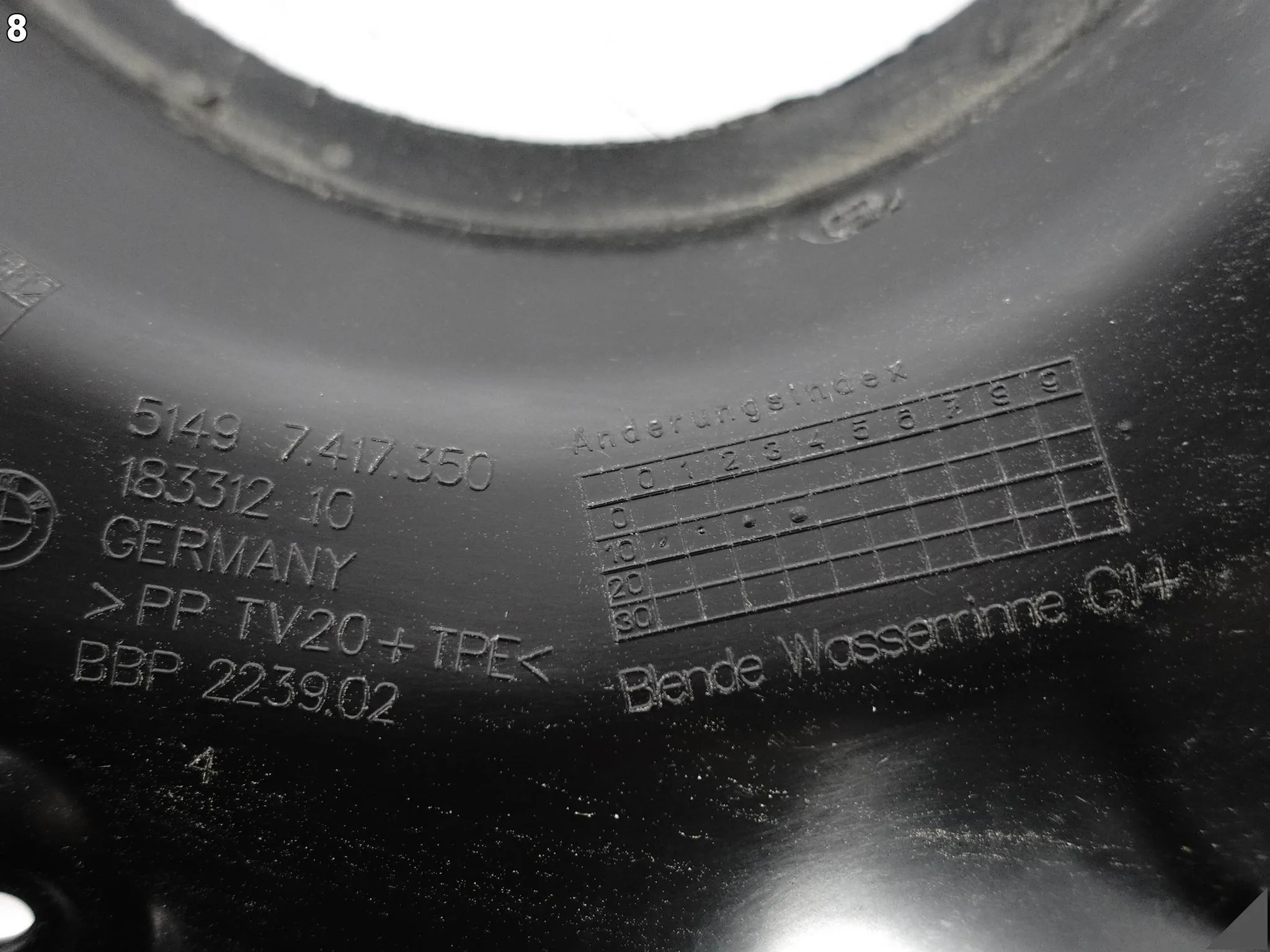 BMW M8 F91 8 G14 CABRIO 18- OSŁONA BLENDA LISTWA BOCZEK BAGAŻNIK TYŁ PRAWA 475891e3e85bae36d843ba21413b839d