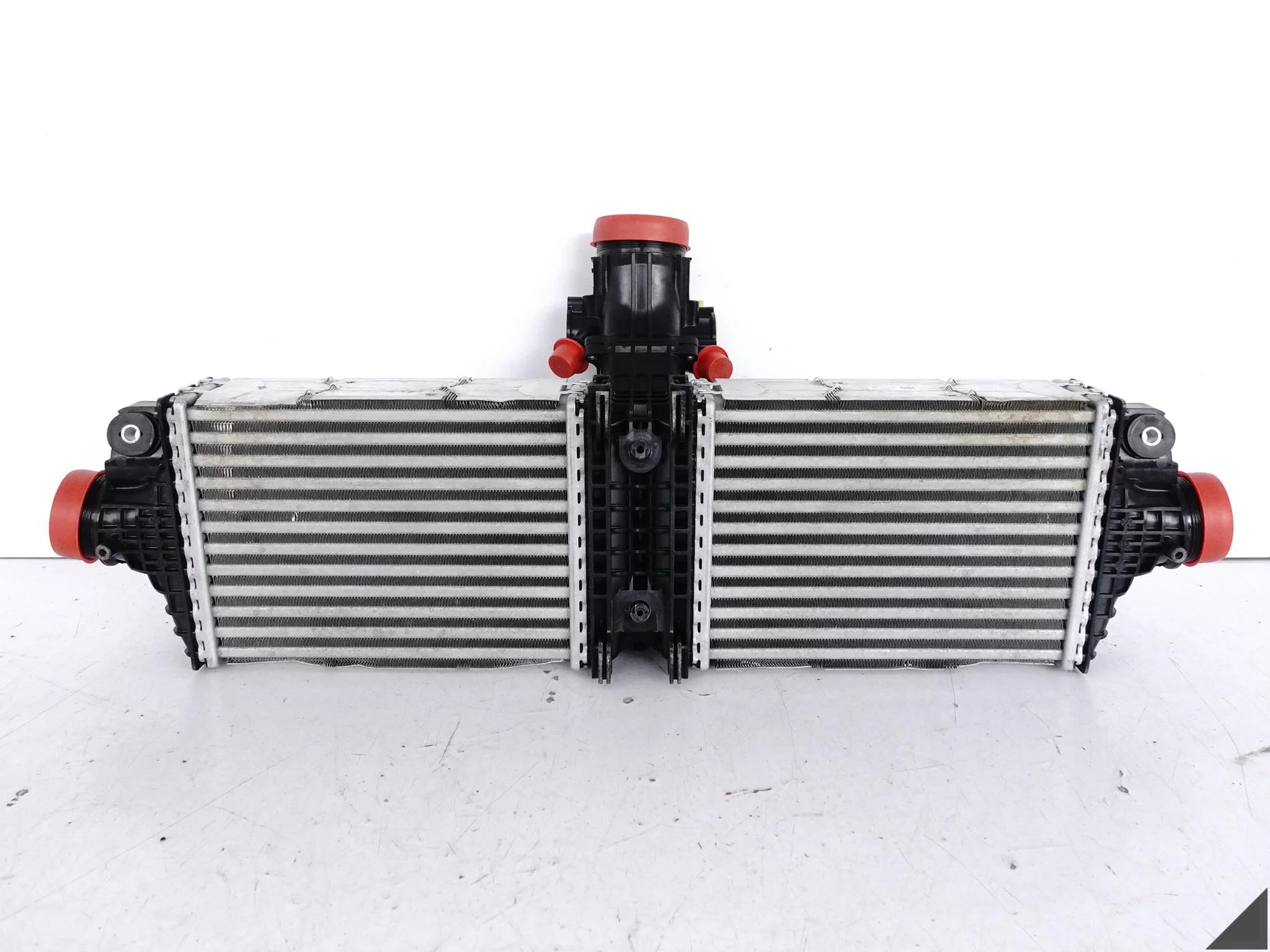 PORSCHE 911 992 19-24 INTERCOOLER CHŁODNICA POWIETRZA PRZÓD 992145805F fd818d876aa1775657330c4d25f222ad