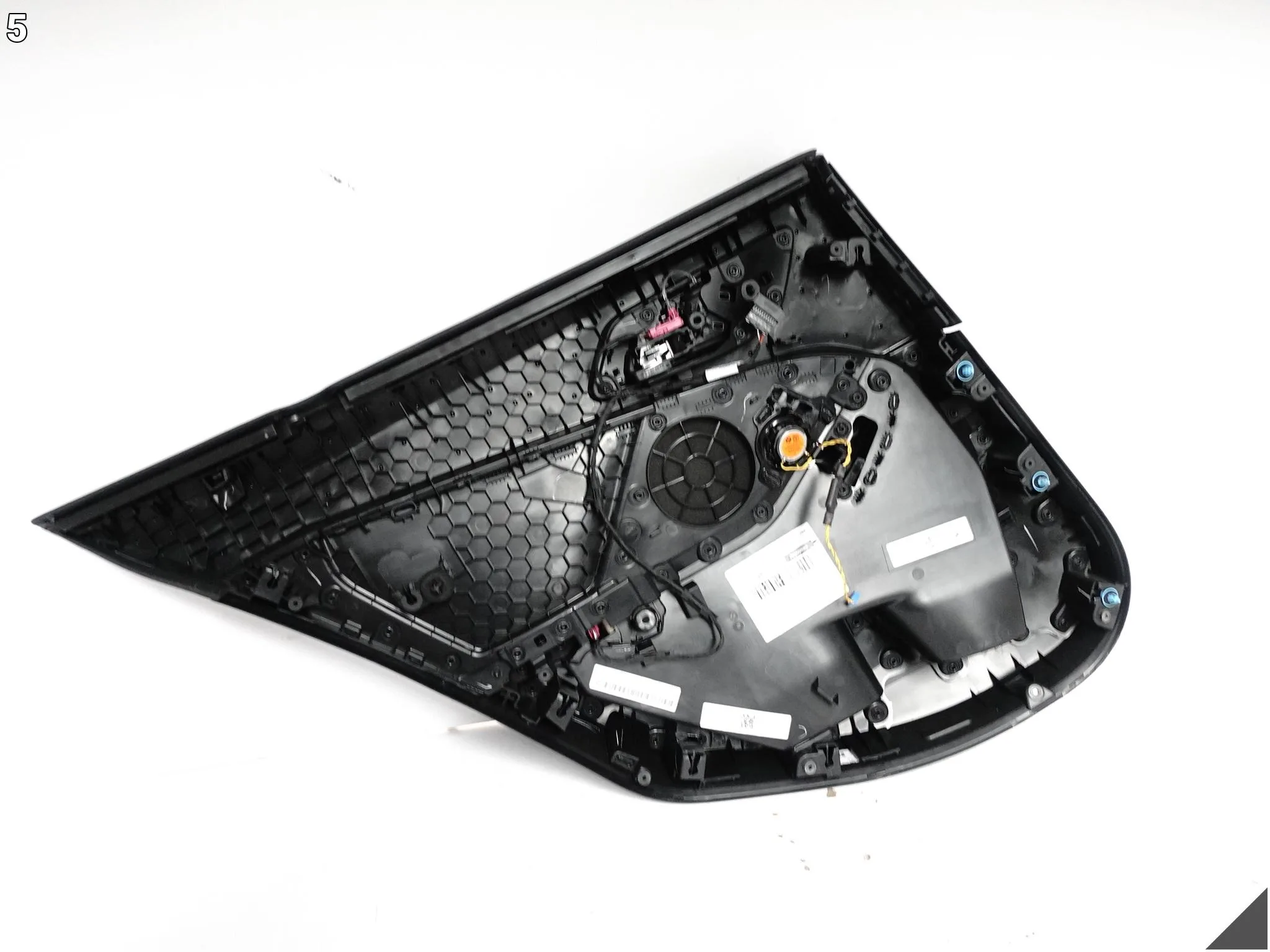 BMW 1 F40 19-24 TAPICERKA POSZYCIE + KLAMKA GŁOŚNIK DRZWI TYŁ PRAWA SKÓRA 0283cd5c554a8898ce4478bdd5959621