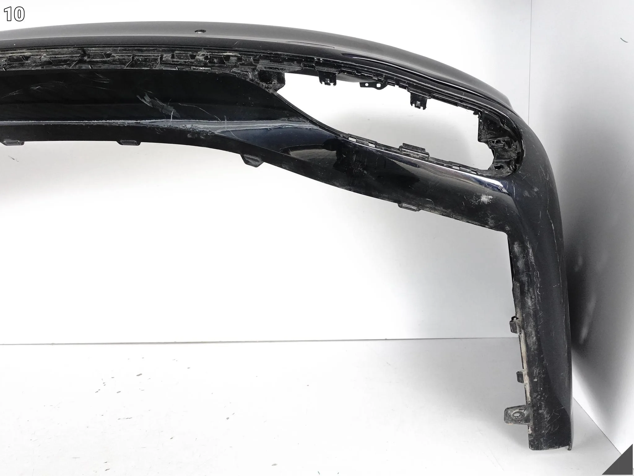 BMW 7 G11 G12 ZWYKŁY BASIC 15-19 ZDERZAK BUMPER TYŁ (6xPDC) 7357124 898a37c44145d283944c19dd82f30aeb