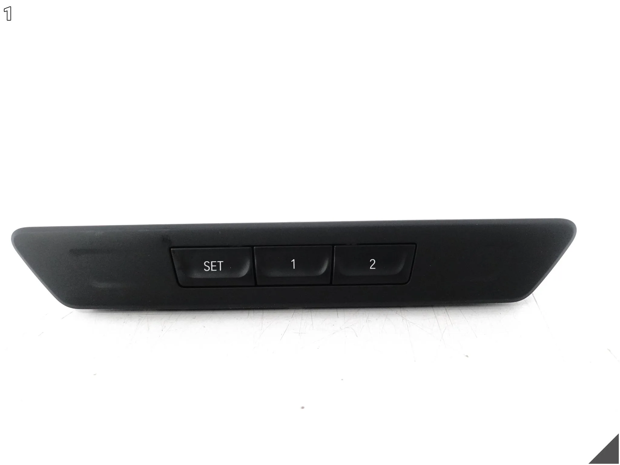BMW 7 G12 G11 15-22 PANEL STEROWNIA FOTELA PAMIĘCI BOCZEK DRZWI TYŁ LEWY 6bfd371f9ab9e7577ae4cb7edc37947a