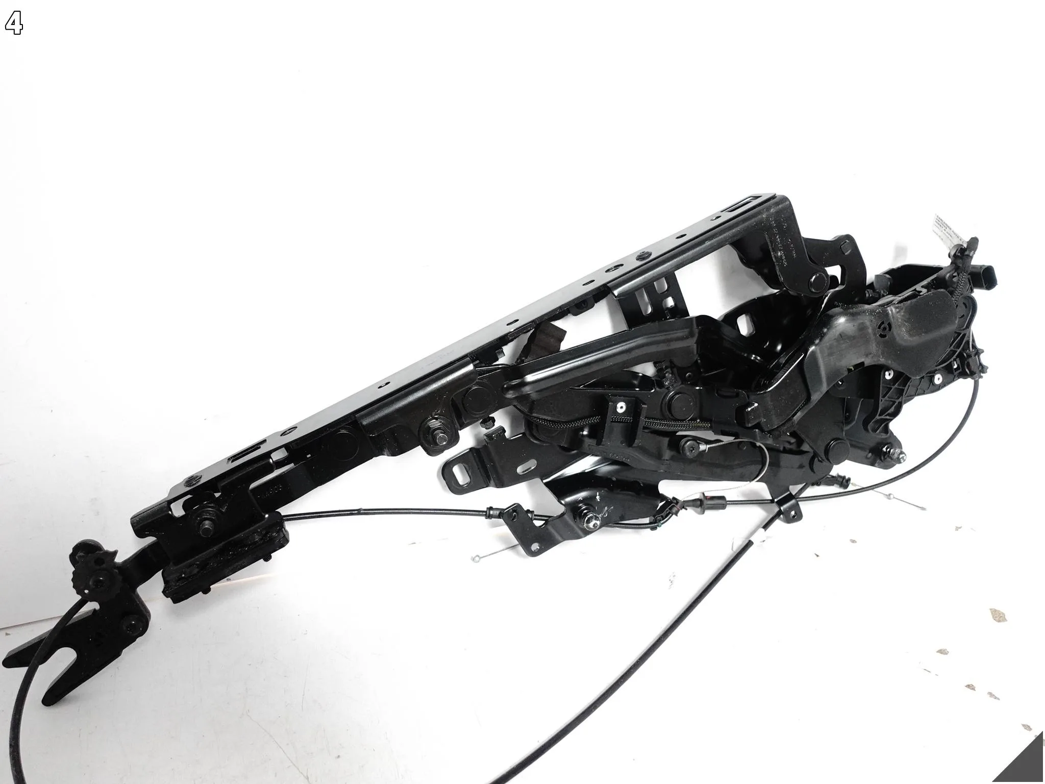 BMW M8 F91 8 G14 CABRIO 18- ZAWIAS MECHANIZM DACHU SKŁADANEGO PRAWY de68387e4435ab536a4117000354a6d8
