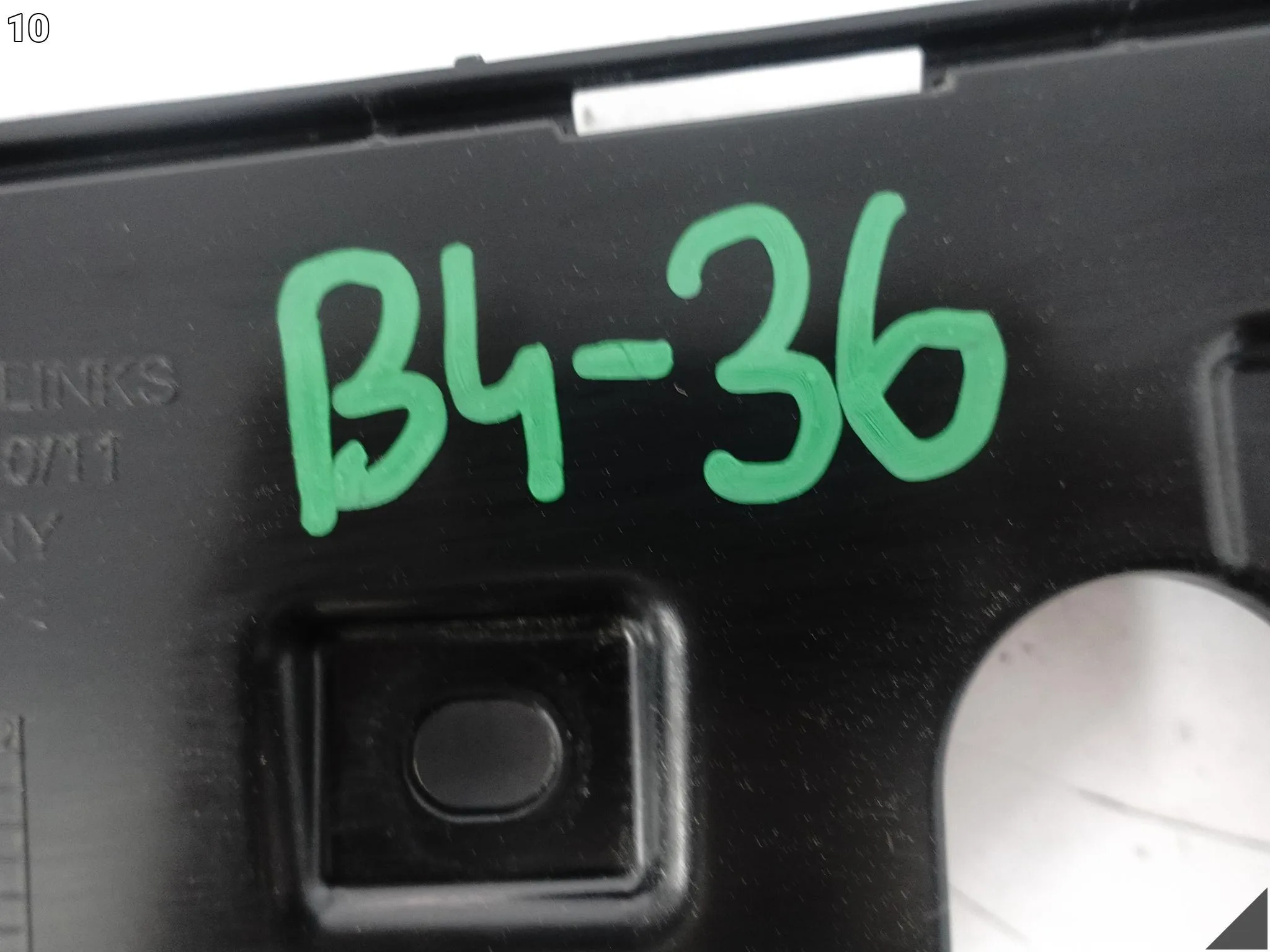 BMW M8 F91 F92 8 G14 G15 18- ŚLIZG MOCOWANIE PROGU NAKŁADKI PROGOWEJ TYŁ L a1fb6229c062ff9f154f025dd12819ae