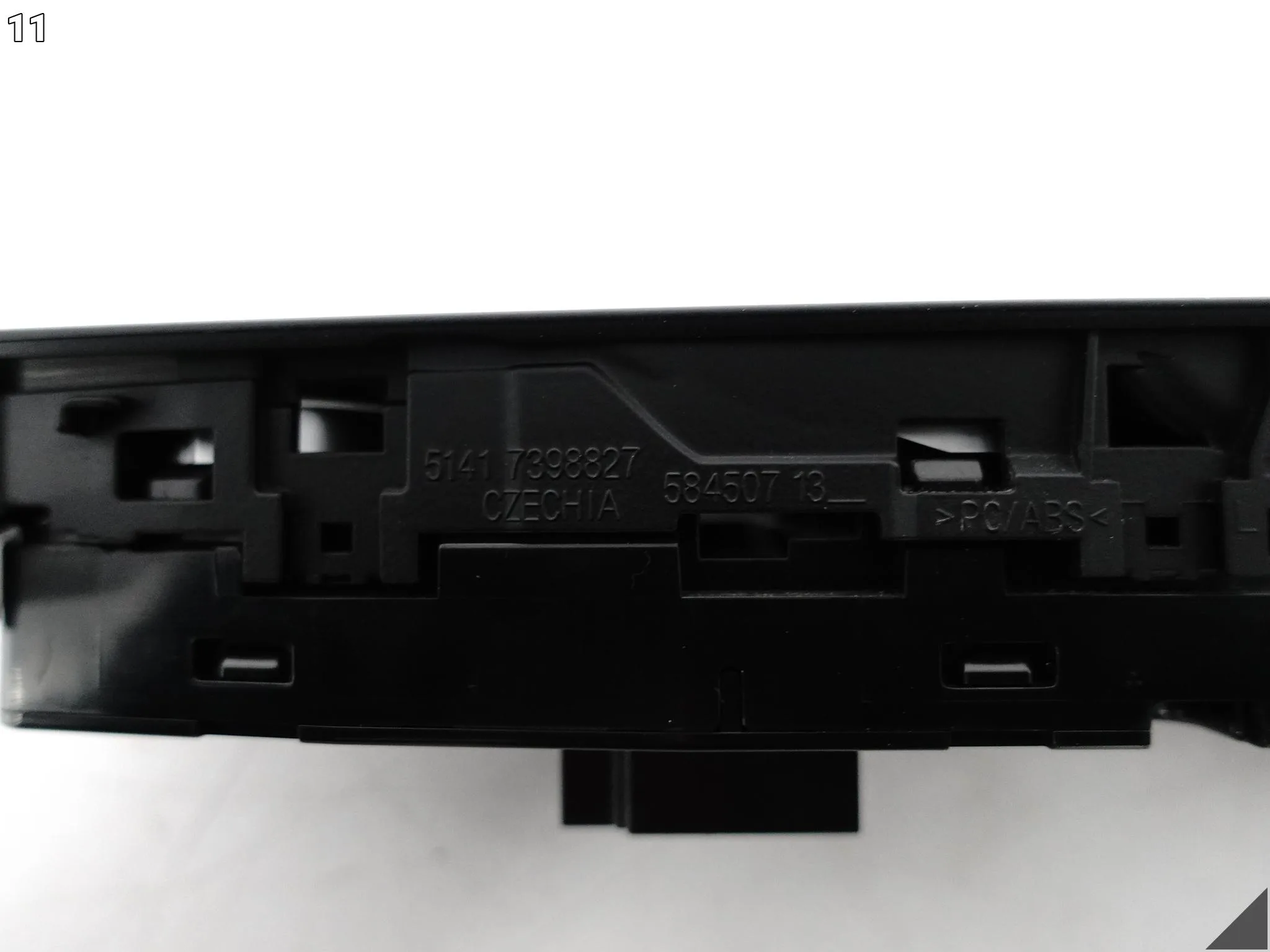 BMW 7 G12 G11 15-22 PANEL STEROWNIA RAMKA BOCZEK DRZWI PRZÓD L CHROM fe9f7c36660c1613a99dc7320f3b7cde