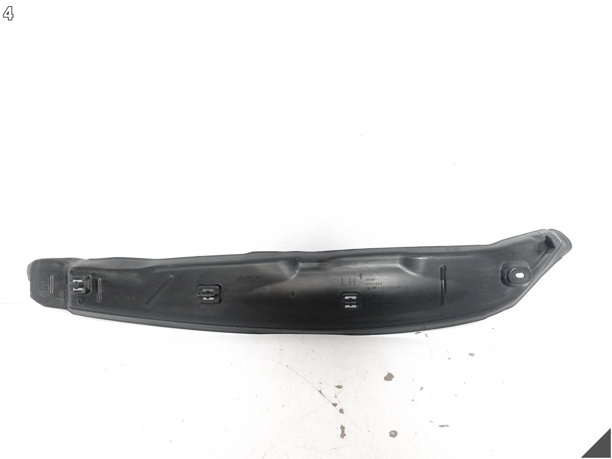 BMW XM G09 22- LISTWA USZCZELKA WYGŁUSZENIE BŁOTNIK PRZÓD LEWA 9c1deb47130b57c95721924acb836f9f