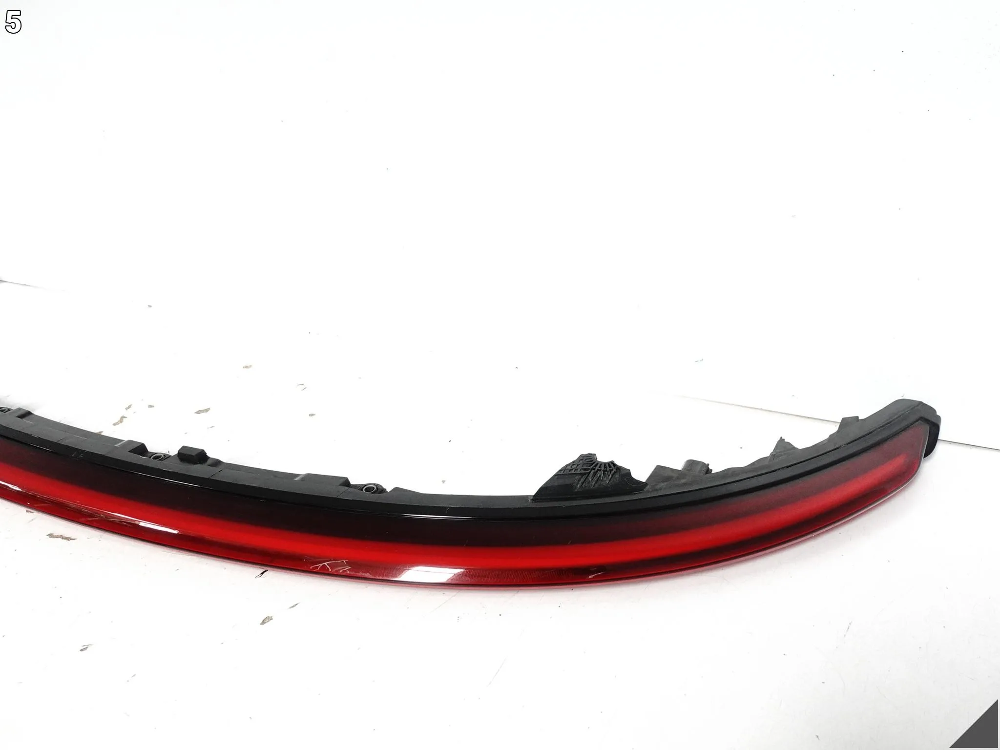 PORSCHE 911 992 19- LAMPA LED LISTWA BLENDA W KLAPĘ TYŁ EUROPA CZERWONA 5f52f52c94ec41e22a191c7d209f7315