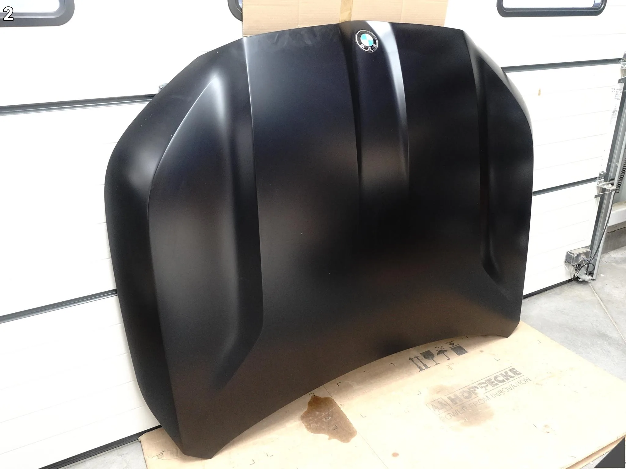 BMW XM G09 XM Label Red 23- MASKA INDIVIDUAL FROZEN CARBON BLACK P95/9 a86cad0d972d2ace47f619ac0833a660