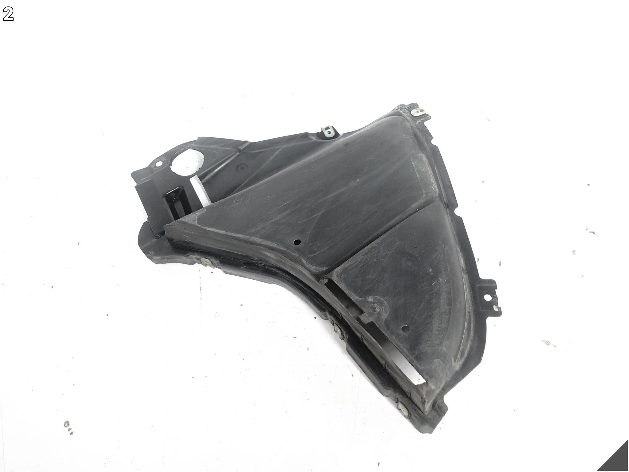 BMW 5 G31 G30 M-PAKIET MSP 17-20 DOLNA OSŁONA TRÓJKĄT NADKOLE PRZÓD LEWA 5ae8178fe12874d86a1583256bce818c