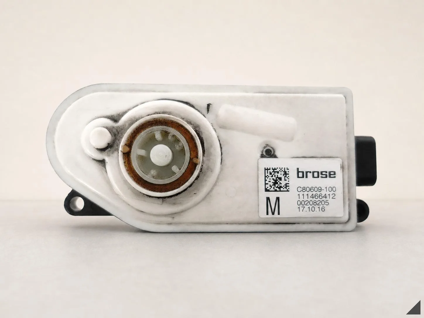BMW 5 G31 G30 7 G11 G12 6 G32 SILNICZEK STEROWNIK AKTYWNEGO WLOTU POWIETRZA d727b0d34636a3adb0d456fda4c2517e